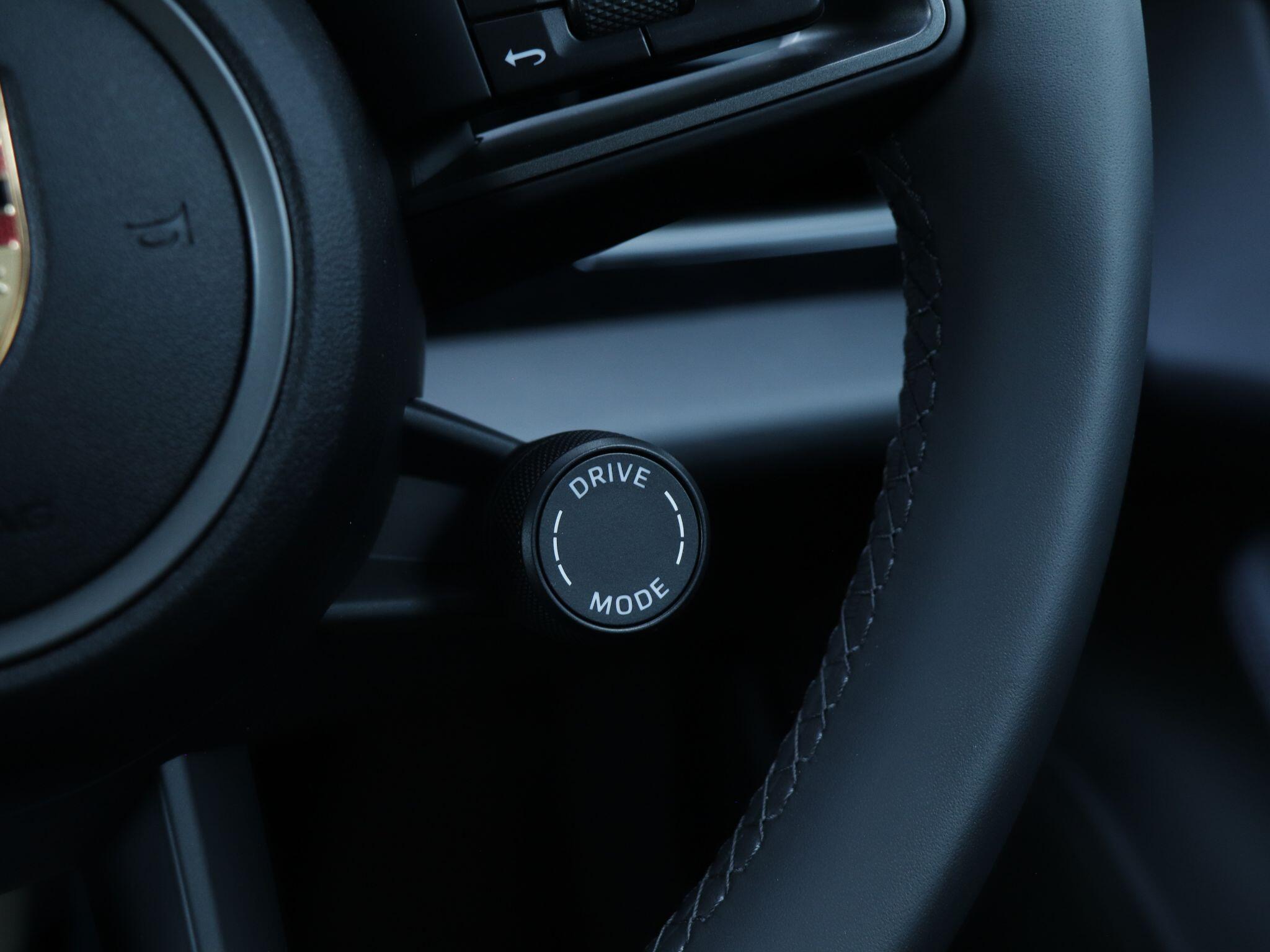Porsche Taycan view 20