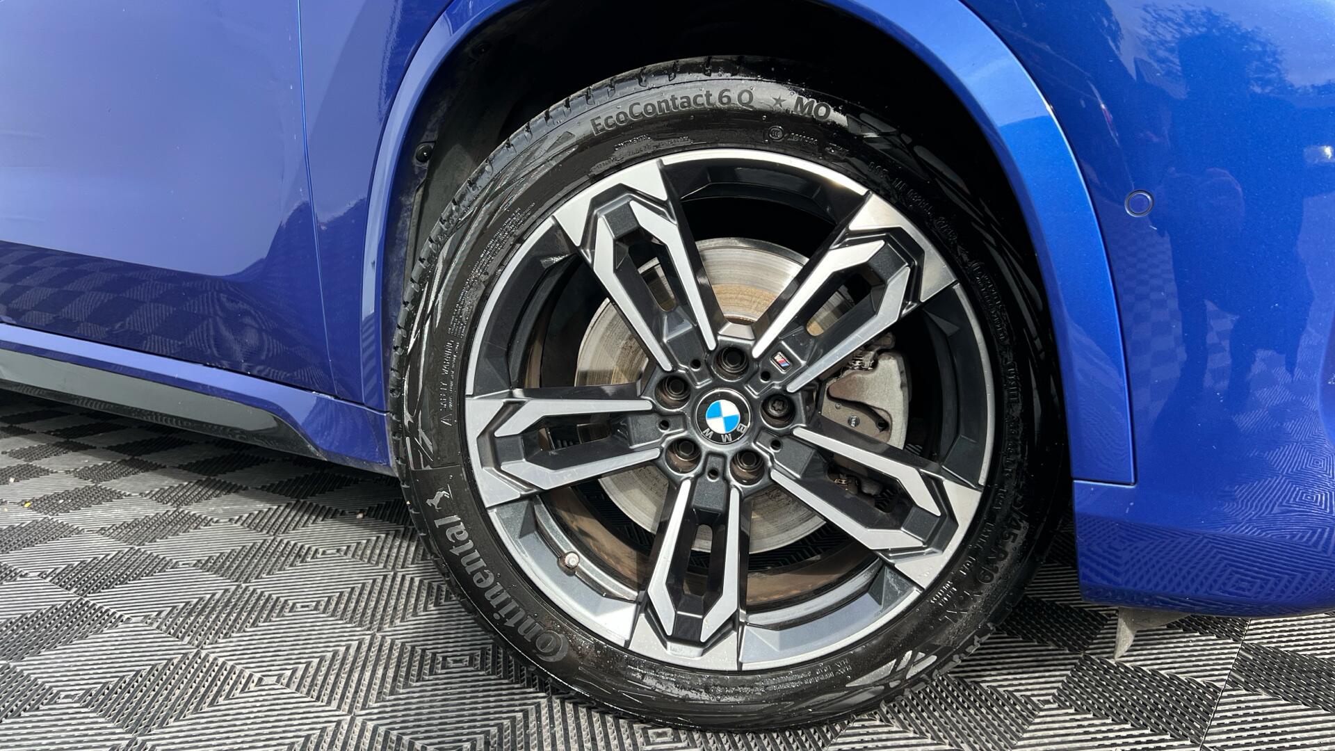 BMW X1 view 25