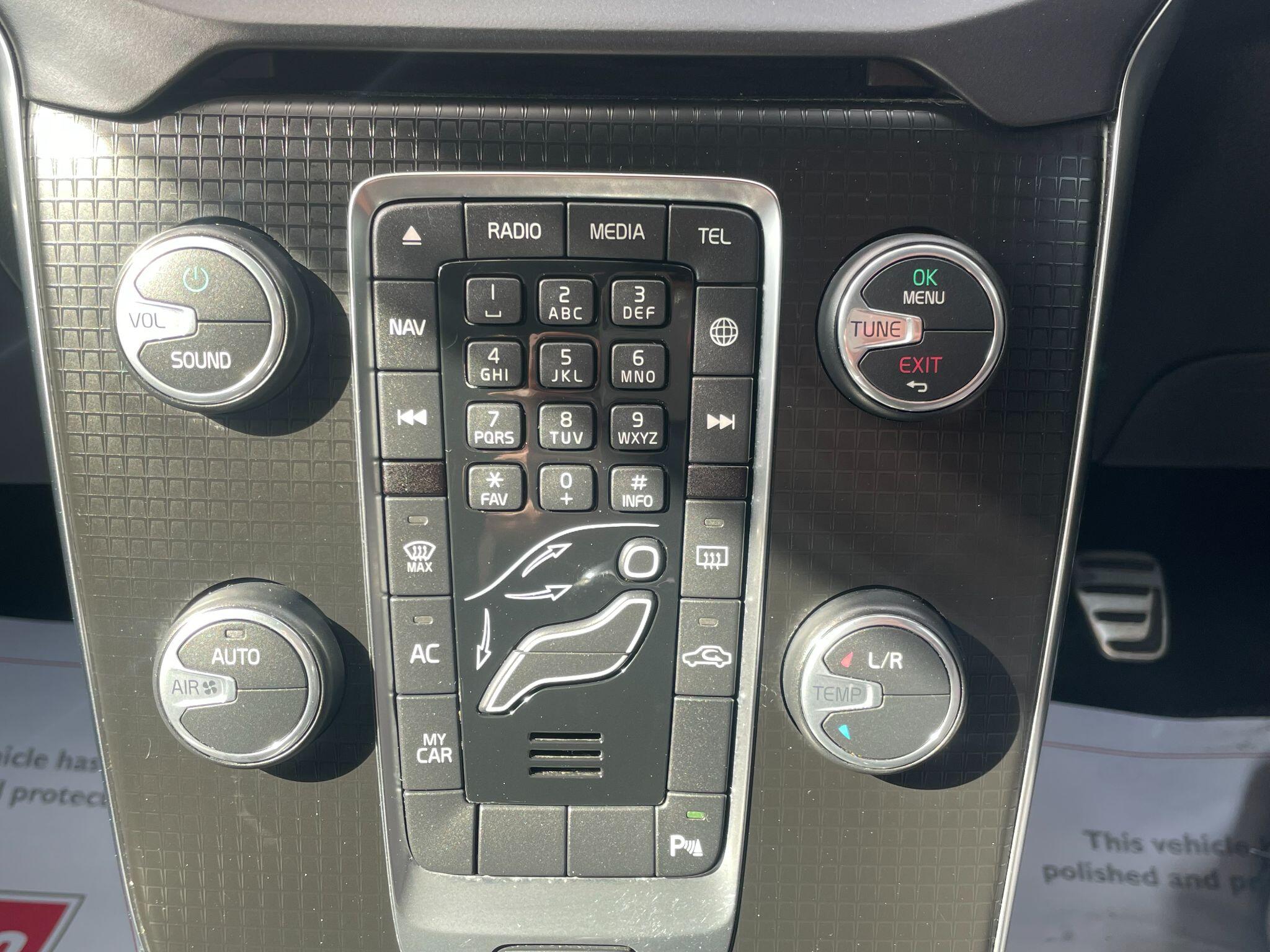 Volvo V40 view 30