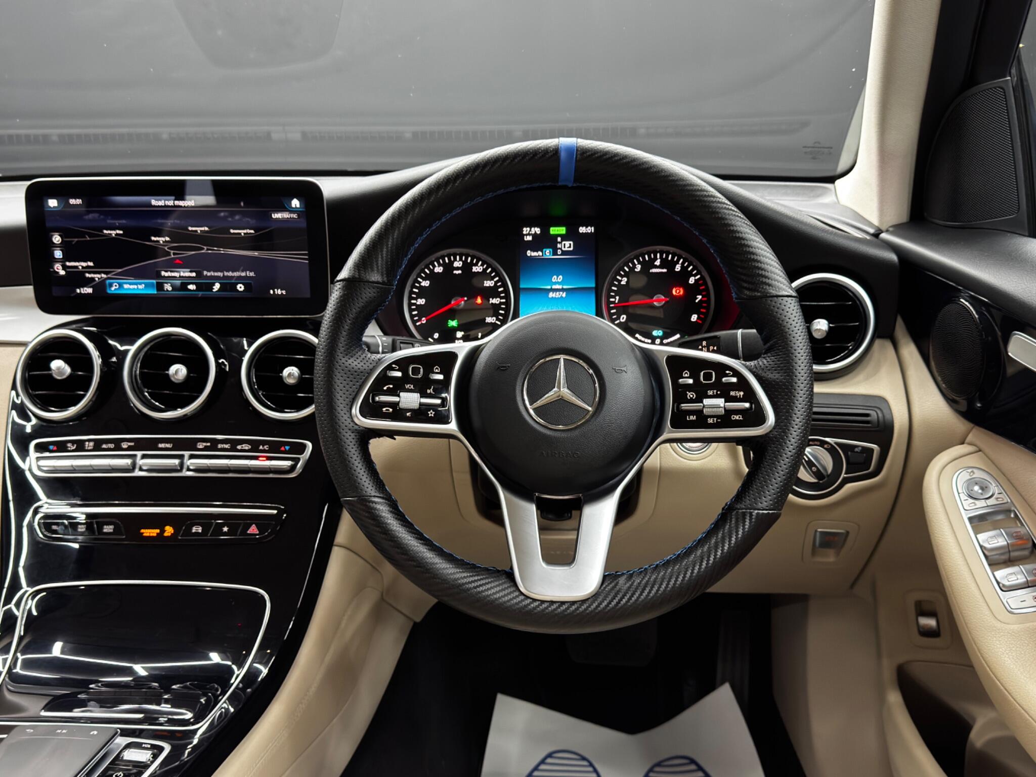 Mercedes-Benz GLC view 18