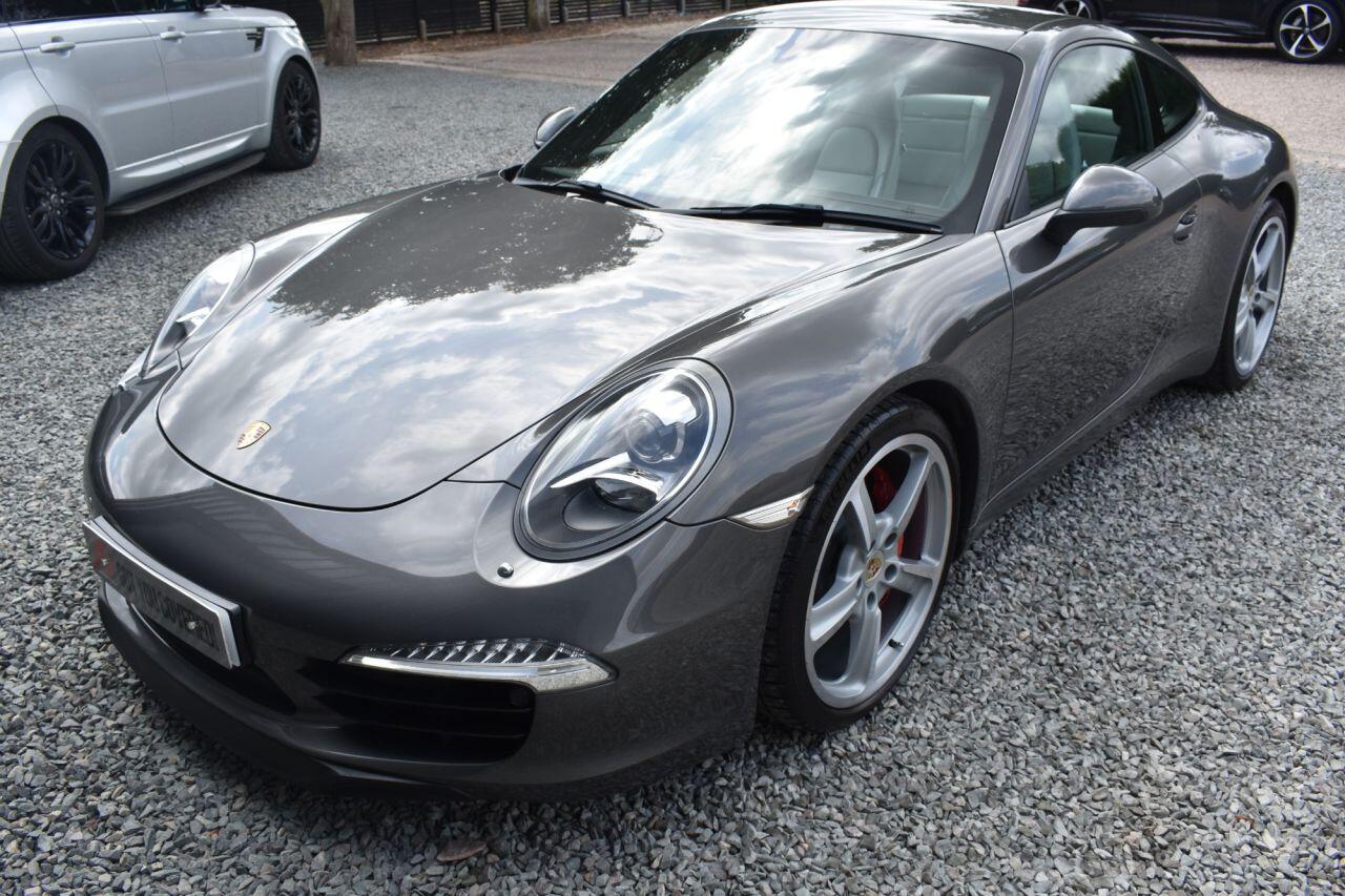 Porsche 911 view 27