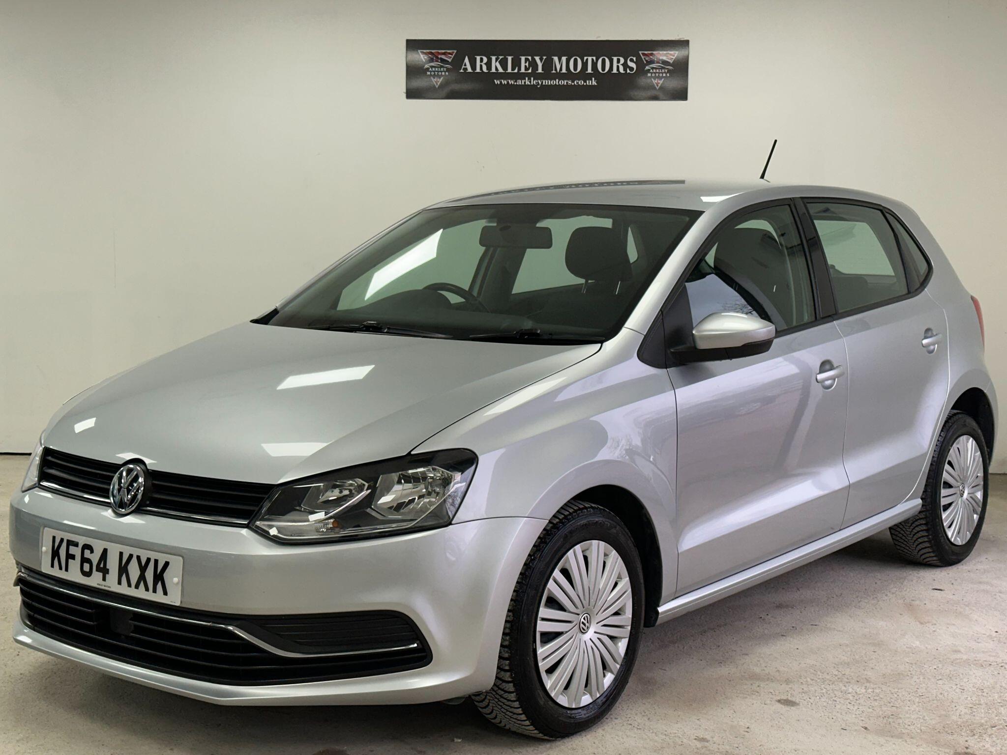 2015 Volkswagen Polo 1.2 TSI BlueMotion Tech SE DSG Euro 6 (s/s) 5dr • 28,375 miles image 2