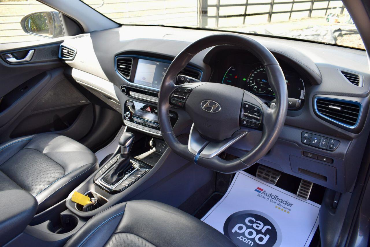 Hyundai Ioniq view 26