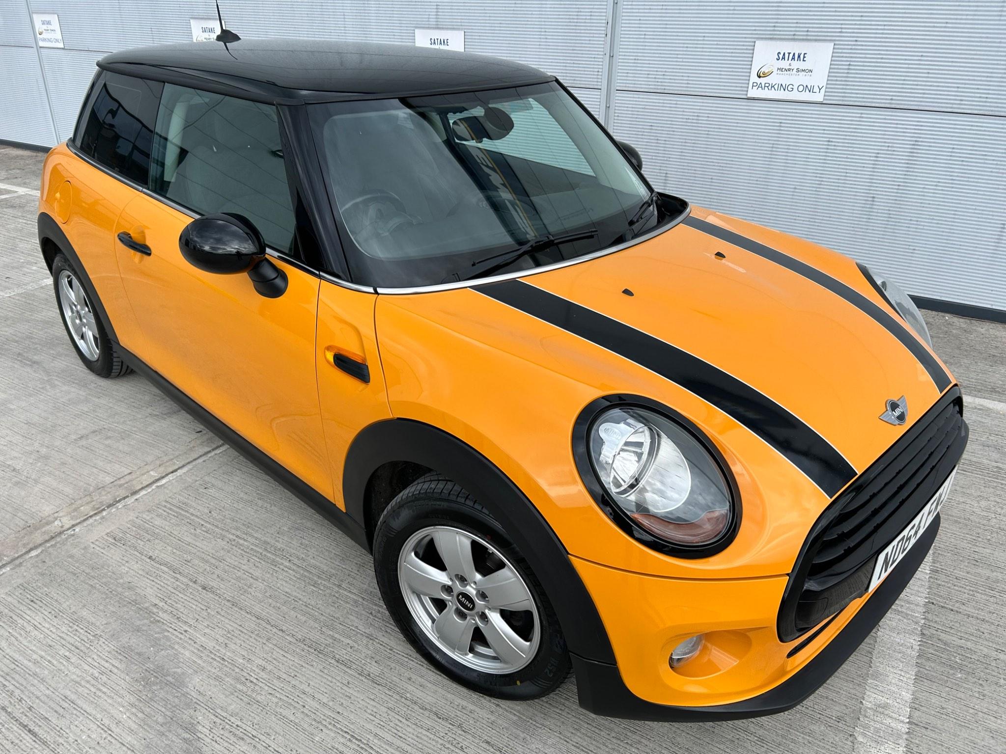 Mini Hatch view 5