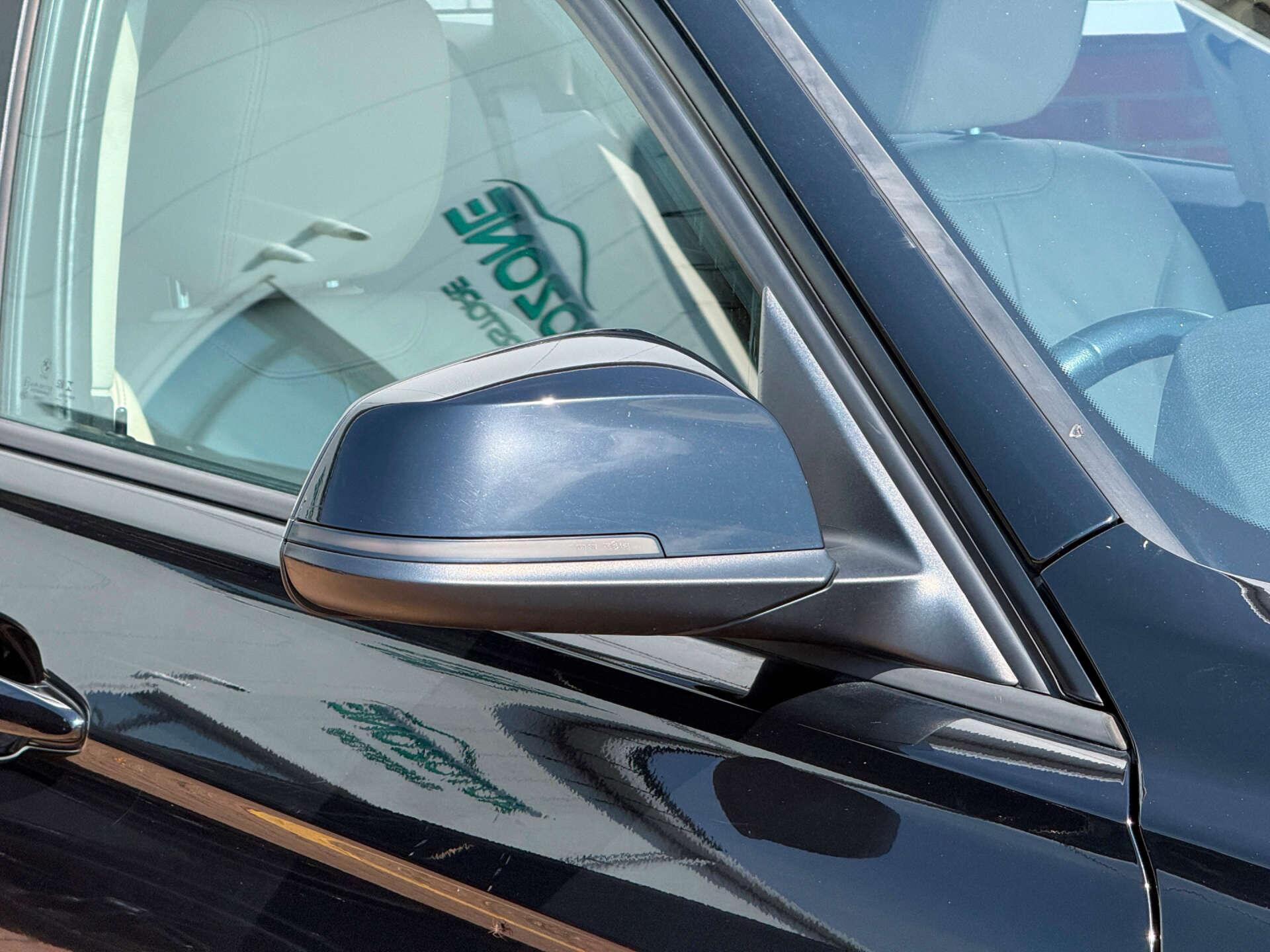 BMW 3 Series view 19