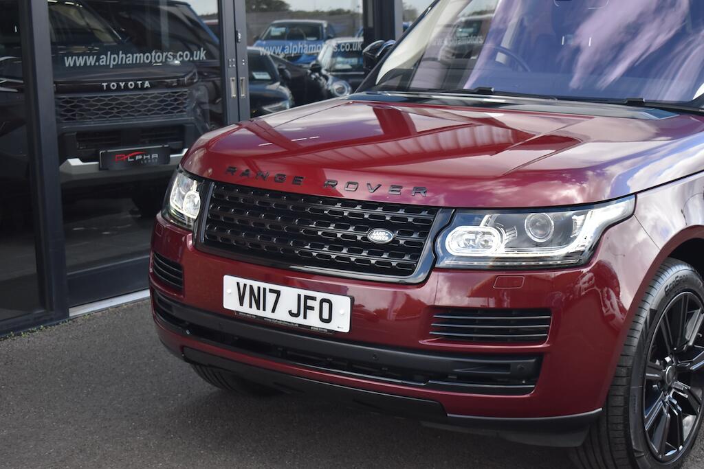 Land Rover Range Rover view 21