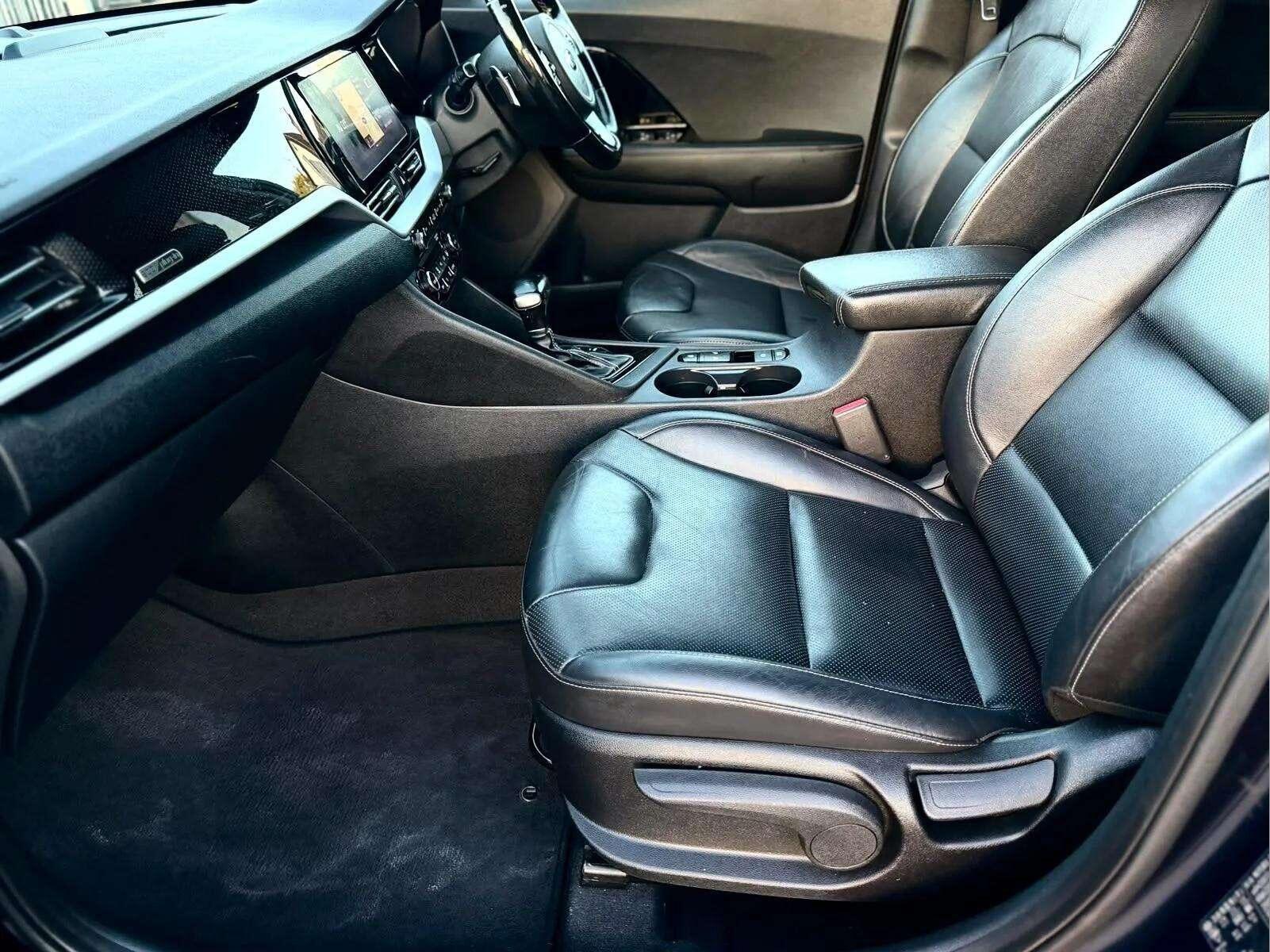 Kia Niro view 55