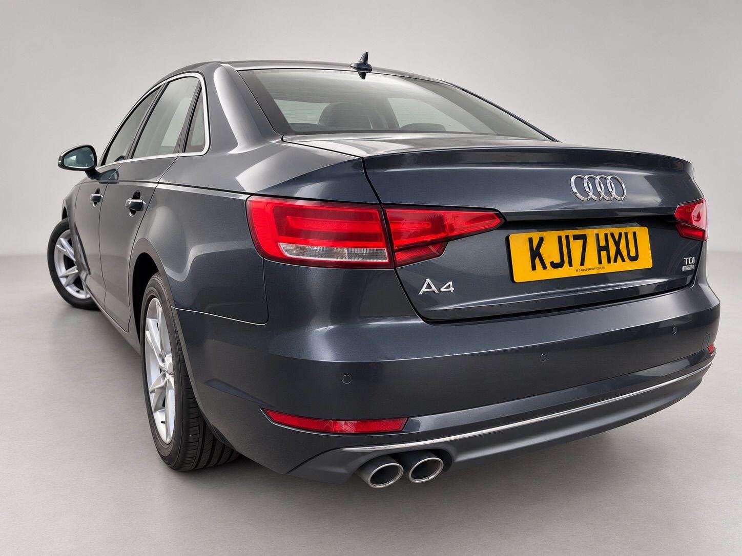 Audi A4 view 11