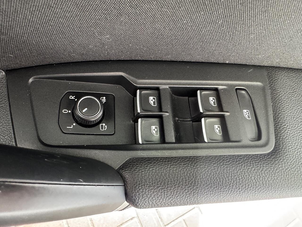 Volkswagen Tiguan view 26