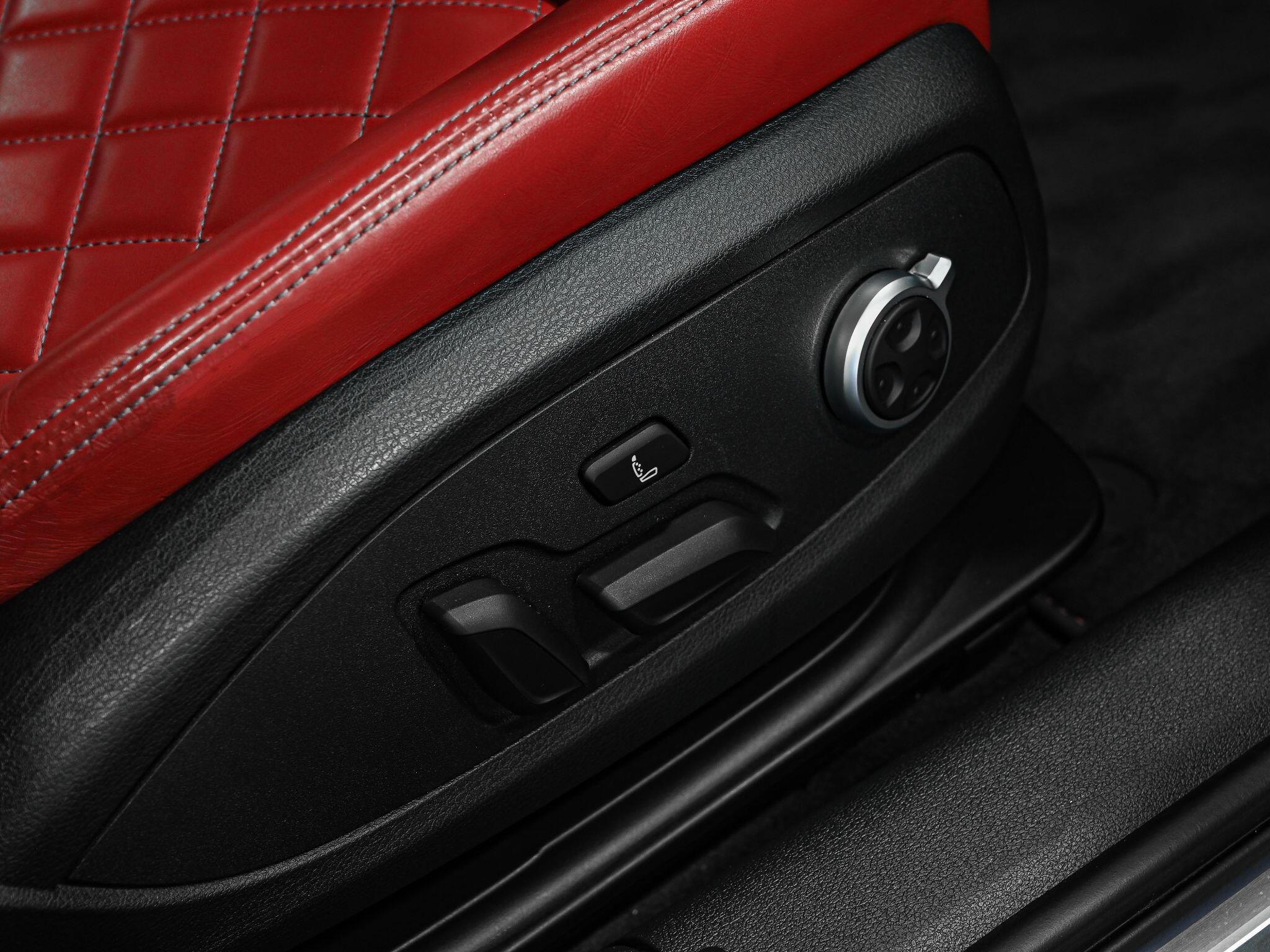 Audi S4 view 35