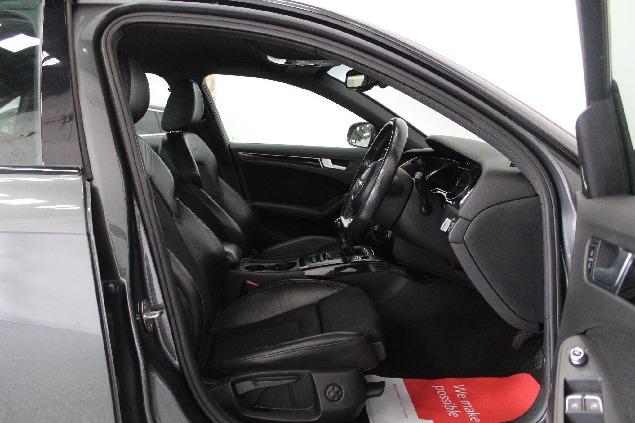 Audi A4 view 30