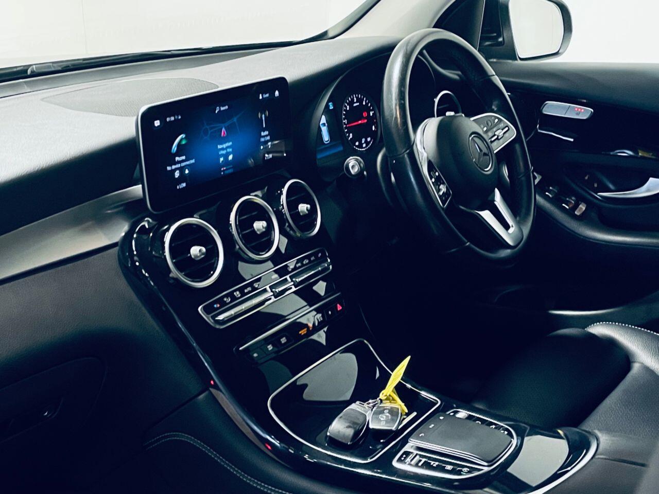 Mercedes-Benz GLC view 5