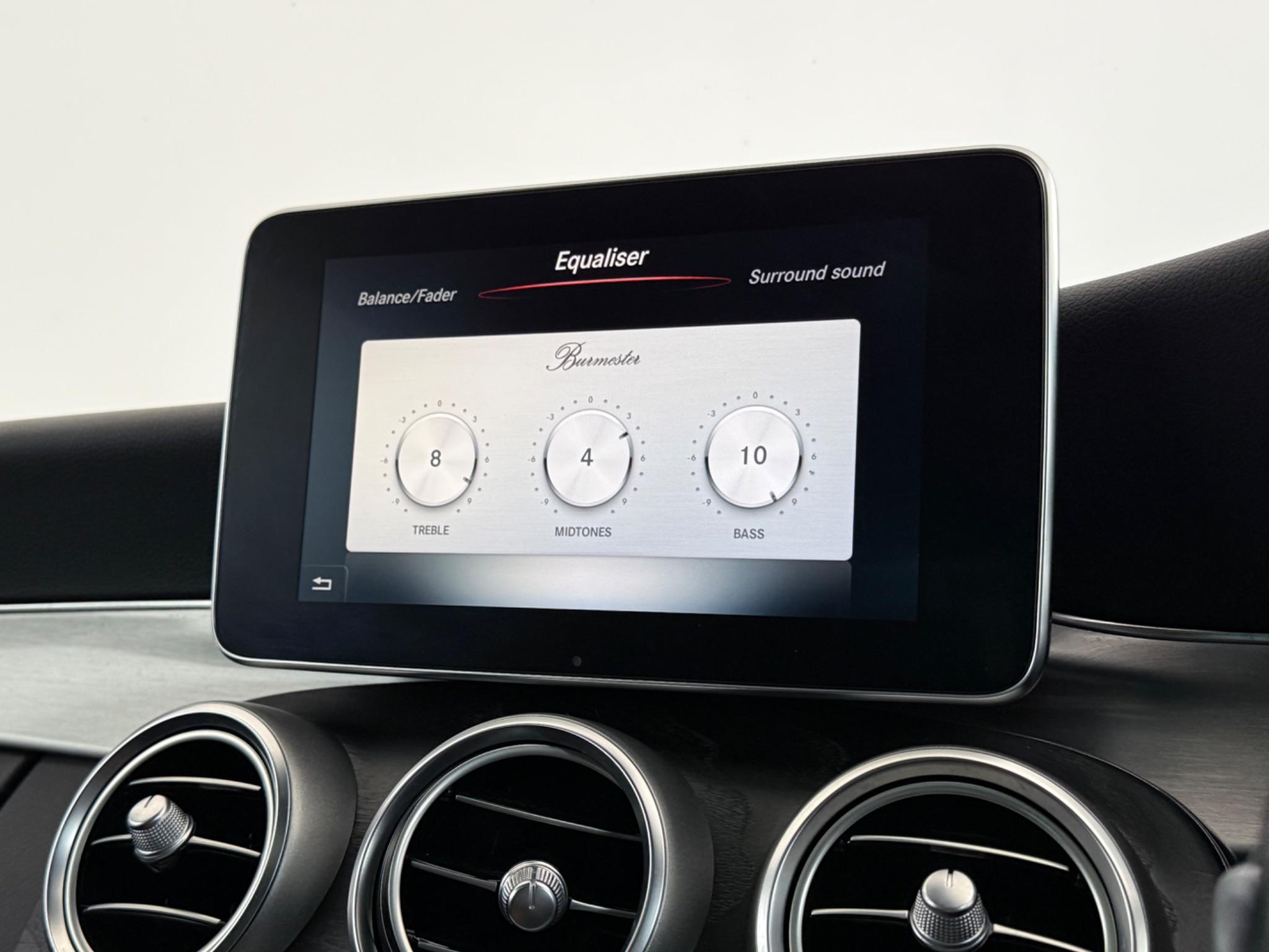 Mercedes-Benz C-Class view 25