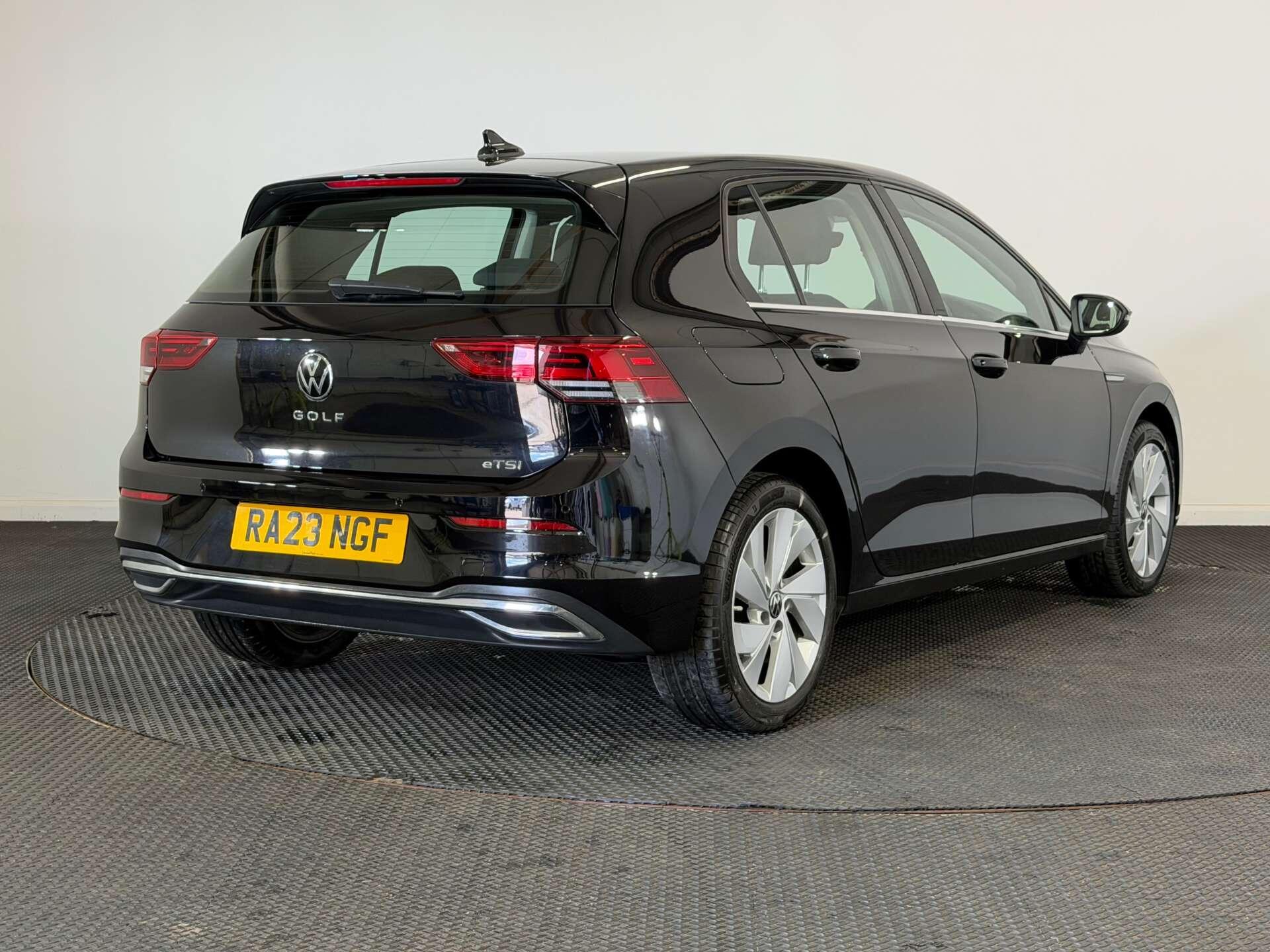 Volkswagen Golf view 7