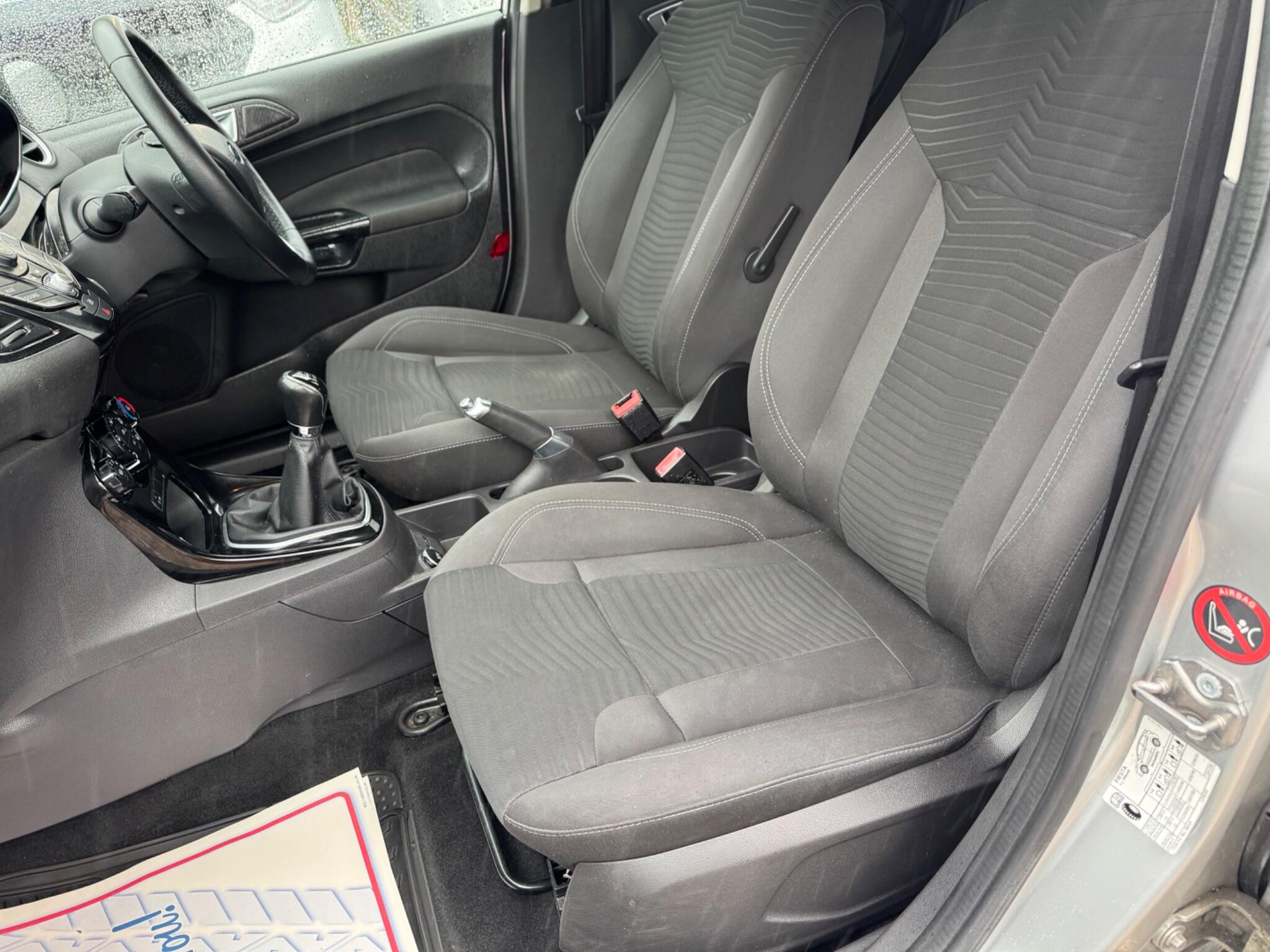 Ford Fiesta view 31