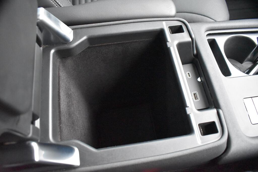 Land Rover Discovery 3 view 58