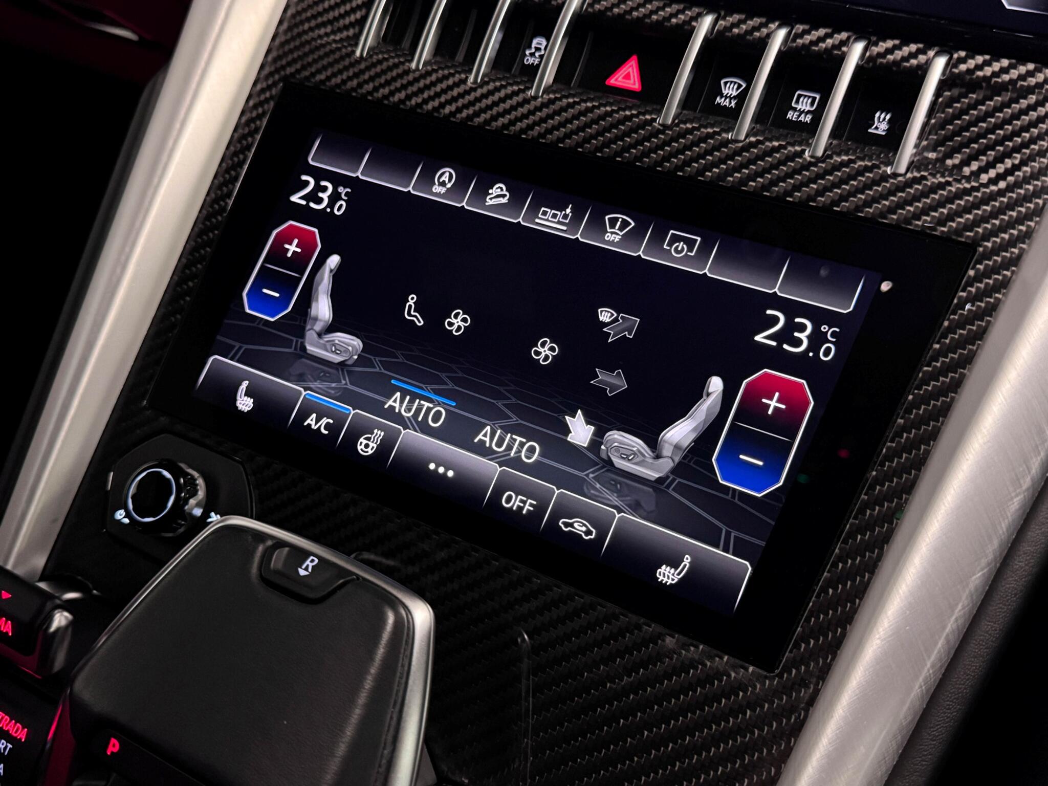 Lamborghini Urus view 61