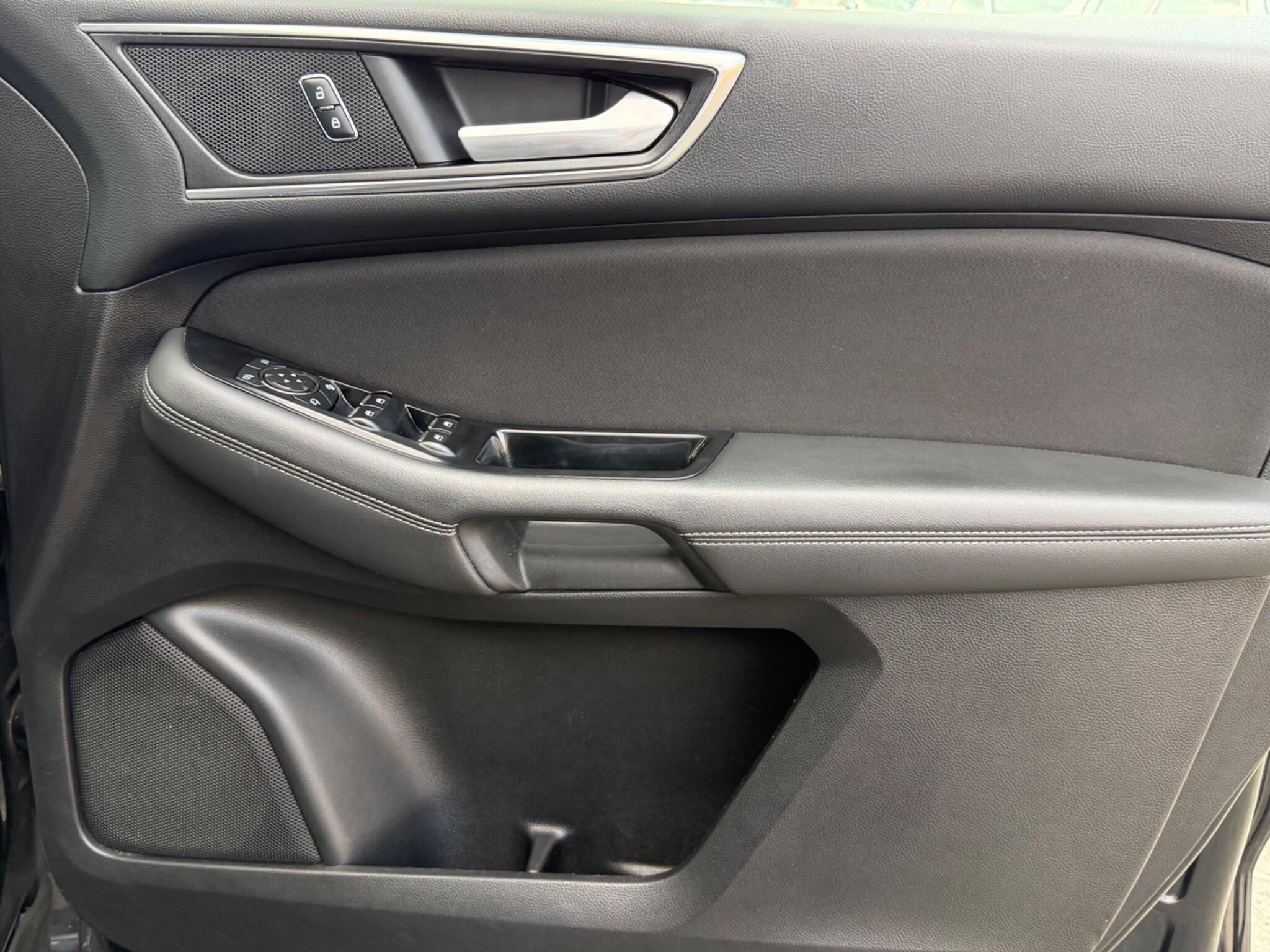 Ford S-Max view 26