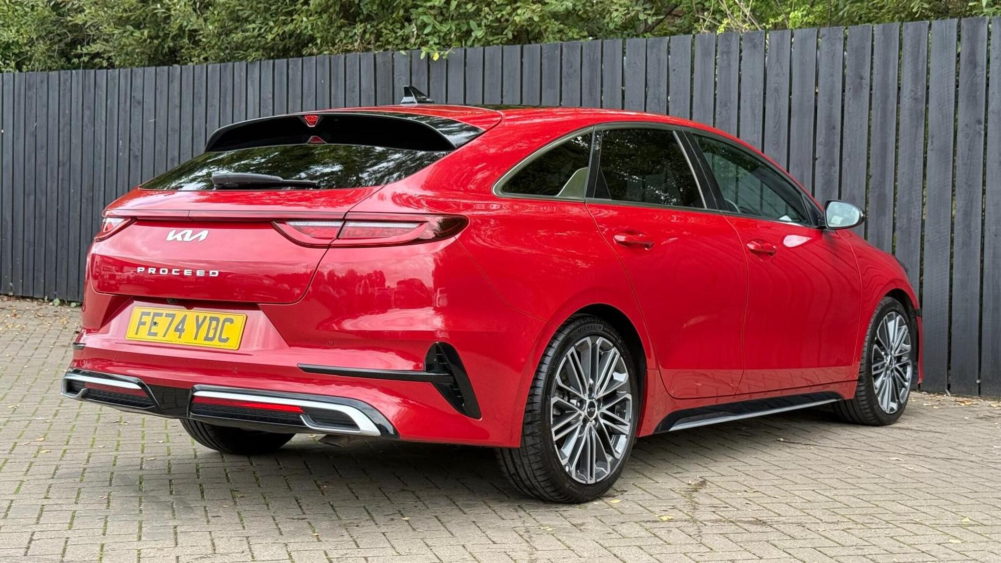 Kia Proceed view 10