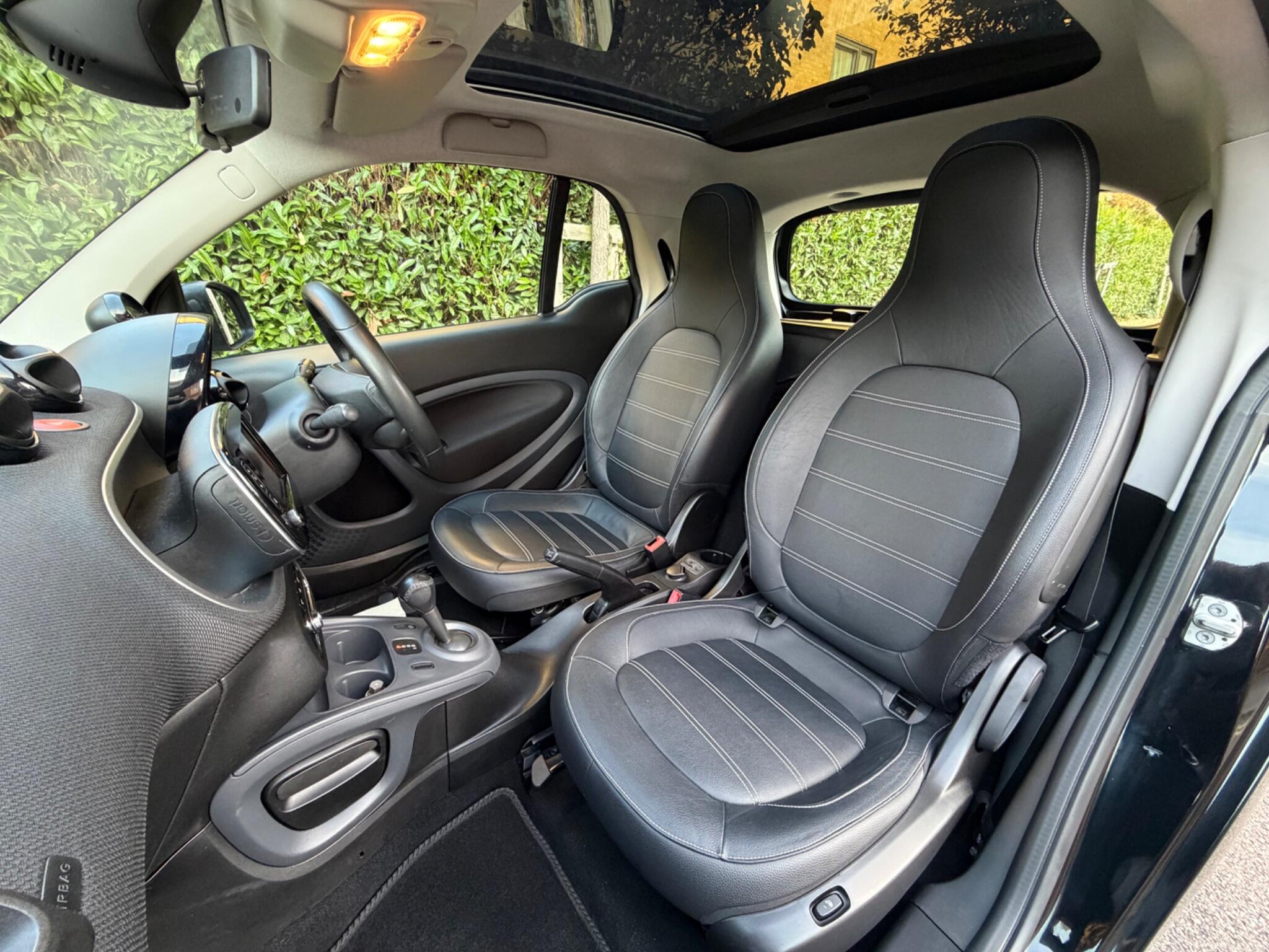 smart Fortwo view 29