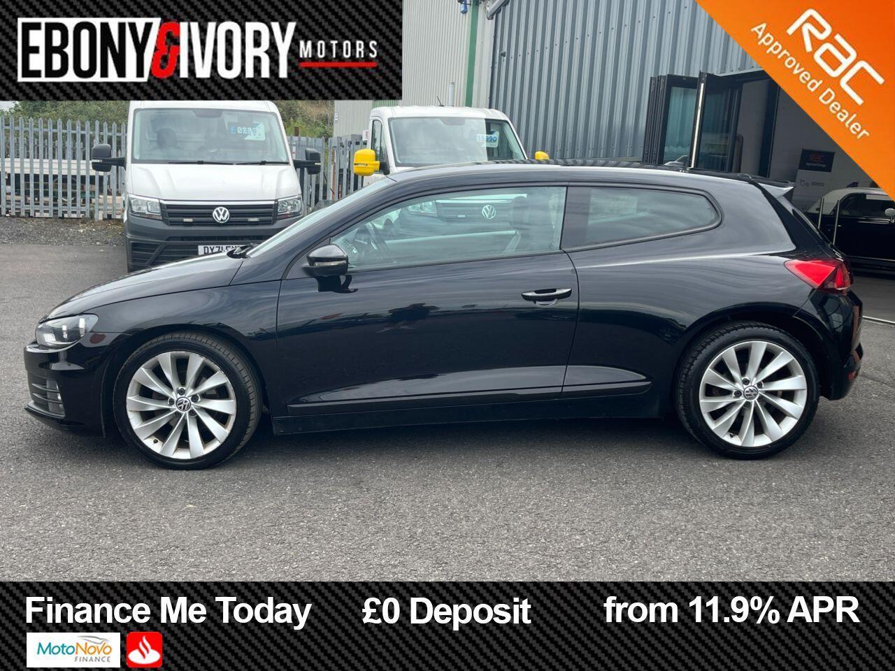 Volkswagen Scirocco view 2