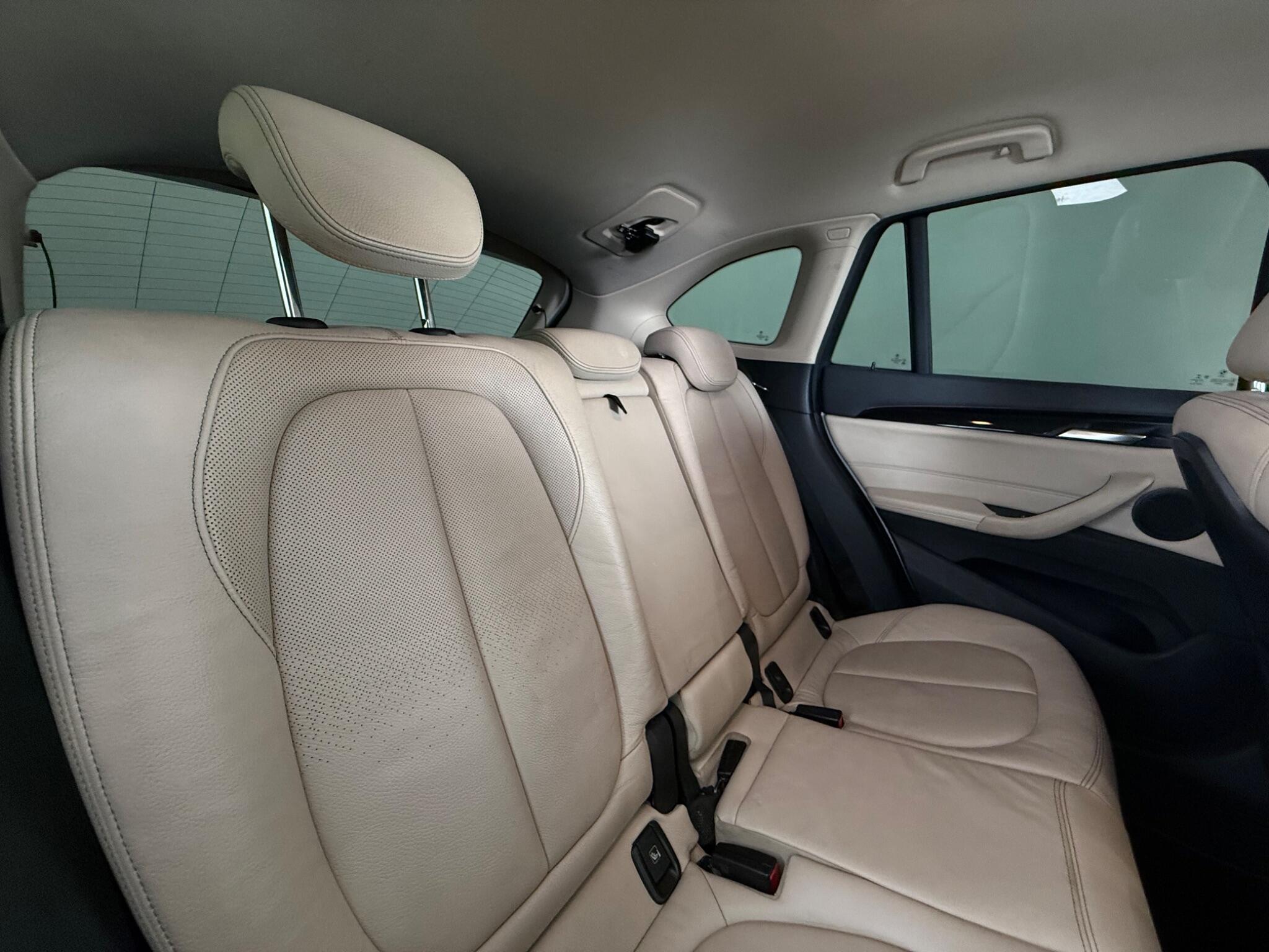 BMW X1 view 35