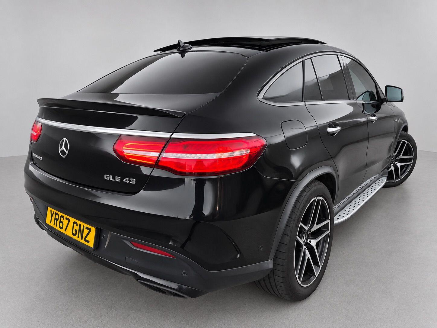 Mercedes-Benz Gle view 16