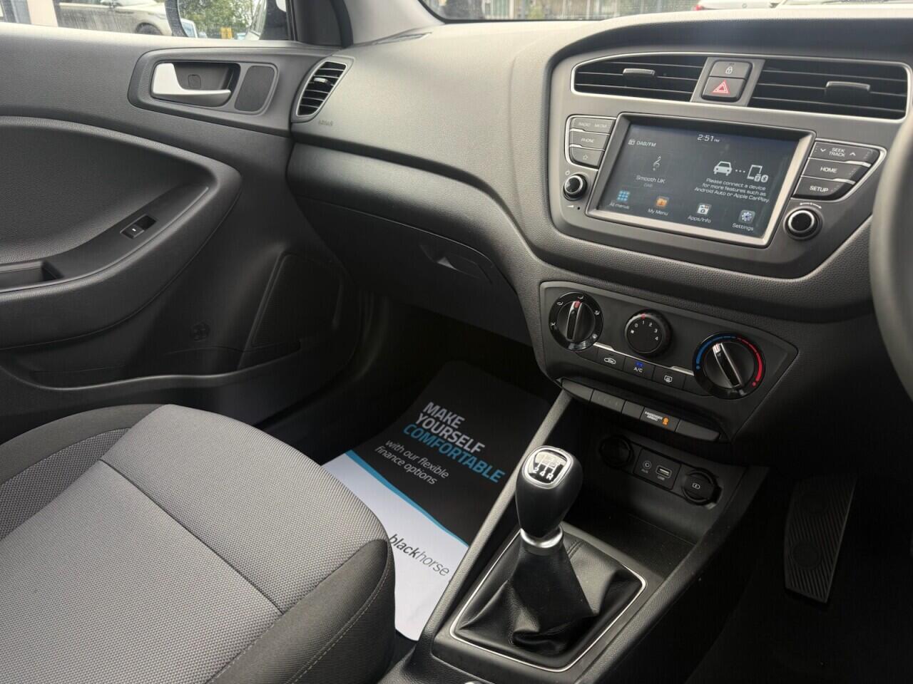Hyundai I20 view 13