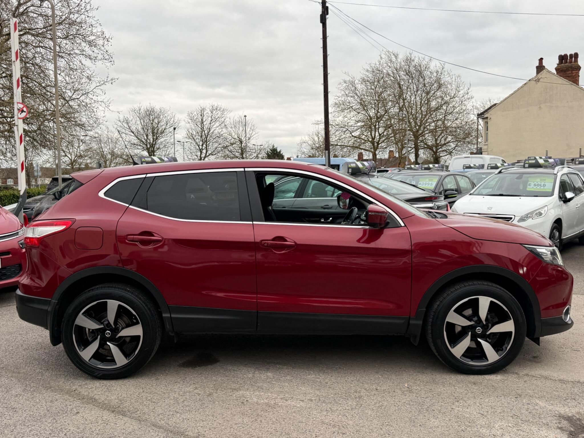 Nissan Qashqai - Image 20