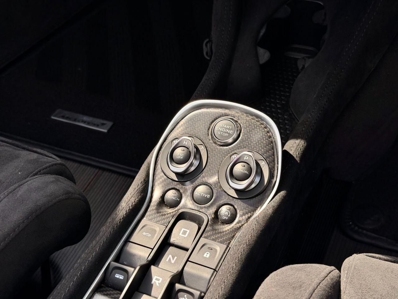 McLaren 600LT view 35
