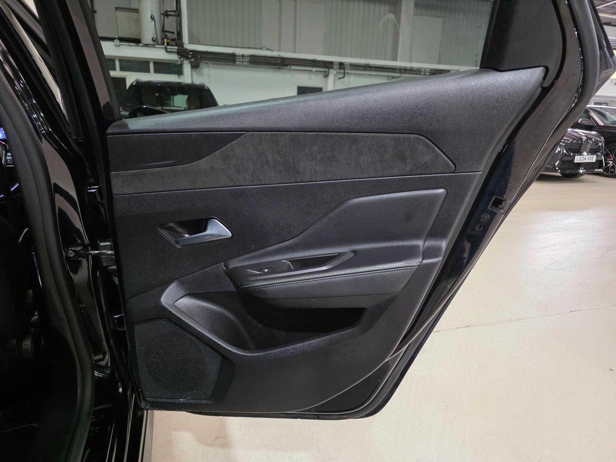 Peugeot 308 SW view 19