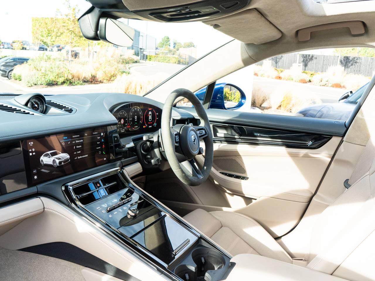 Porsche Panamera view 45