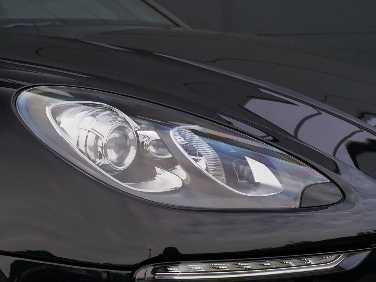 Porsche Macan view 49