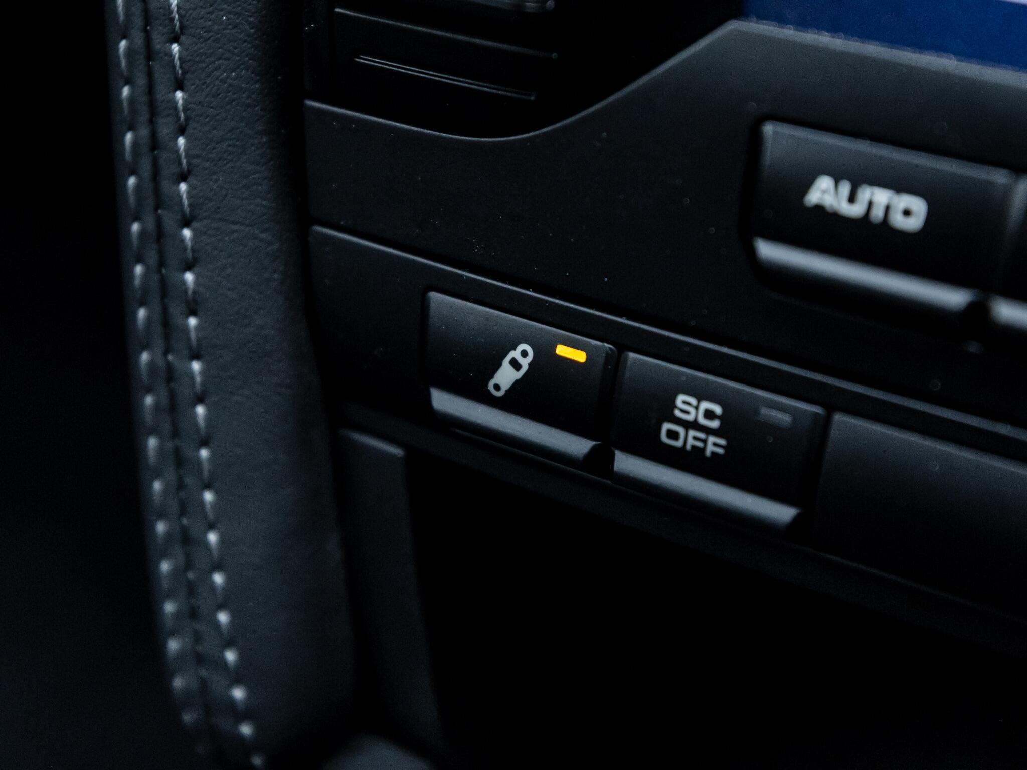 Porsche 911 view 18
