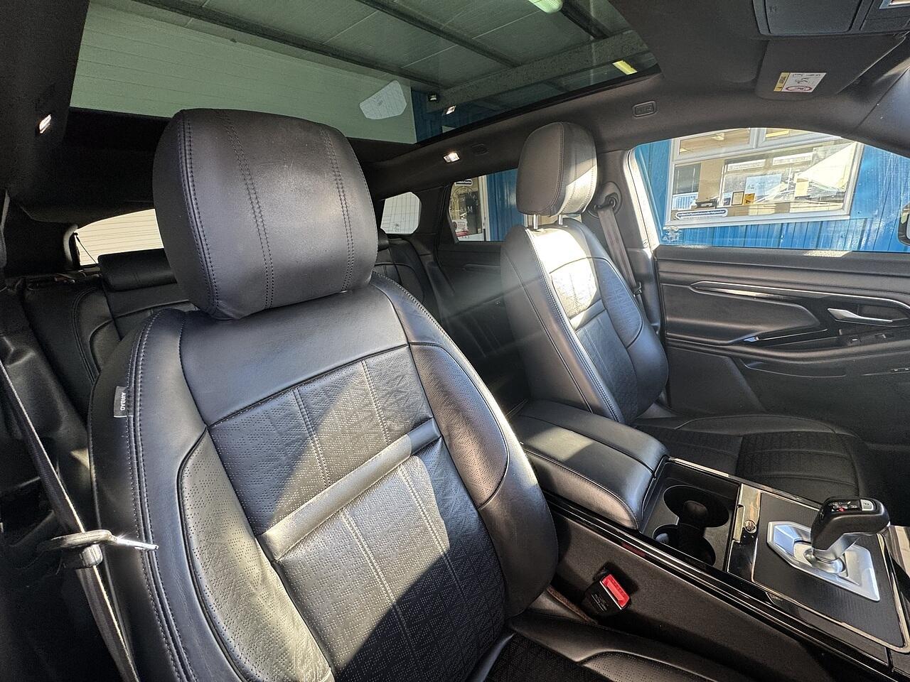Land Rover Range Rover Evoque view 12