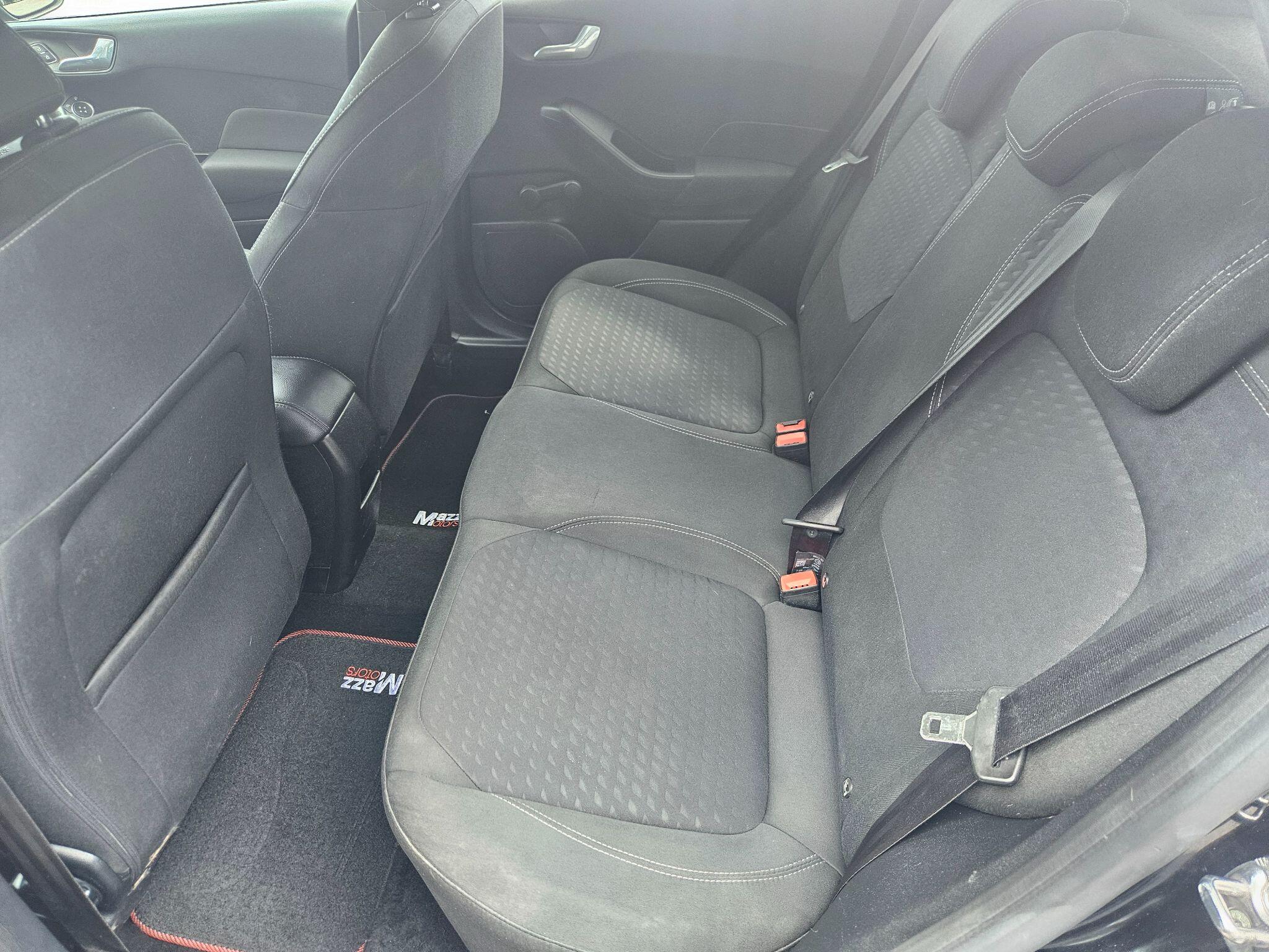 2019 Ford Fiesta image 38