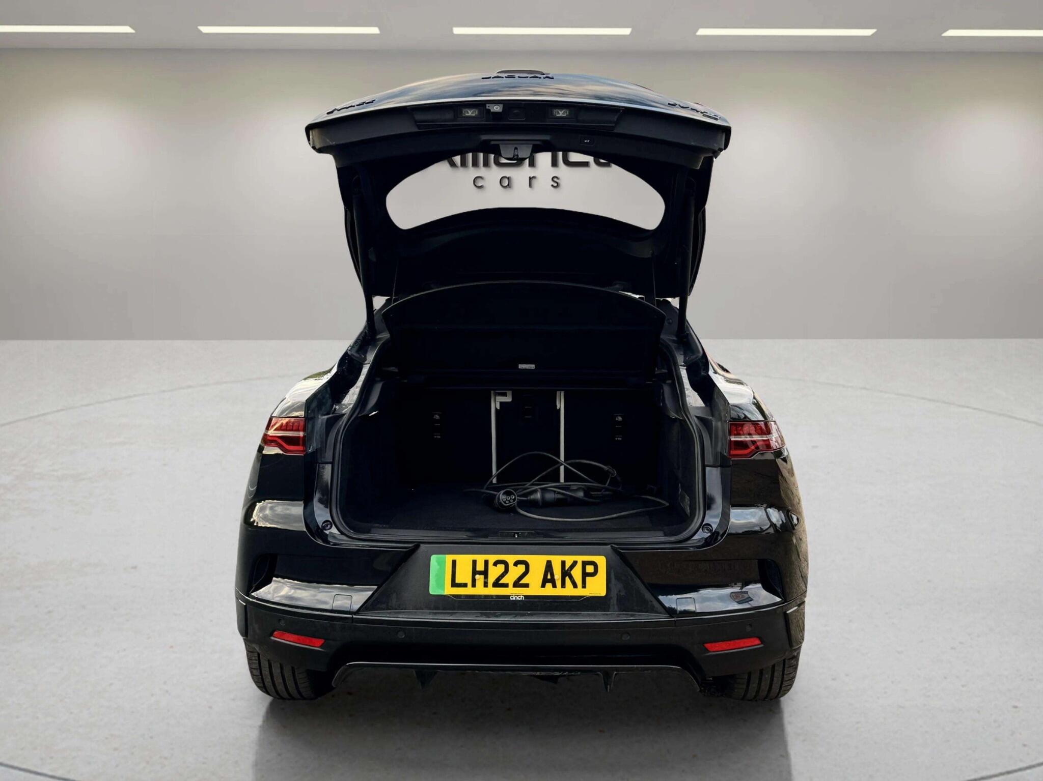 Jaguar I-Pace view 26