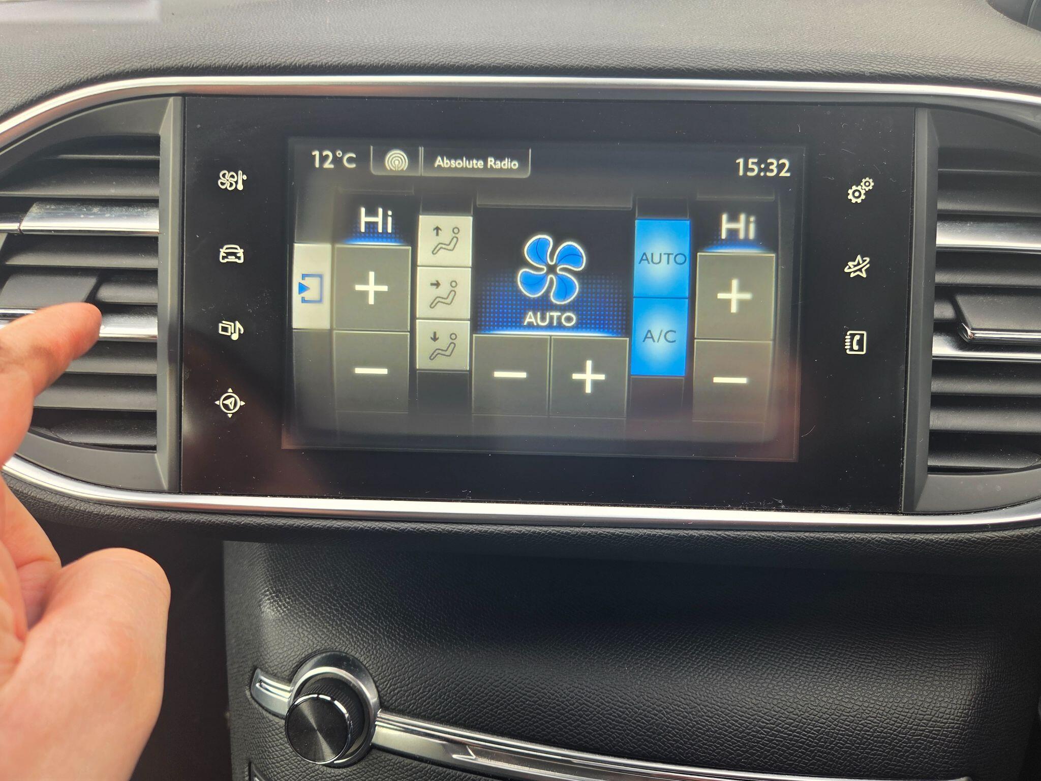 Peugeot 308 view 24