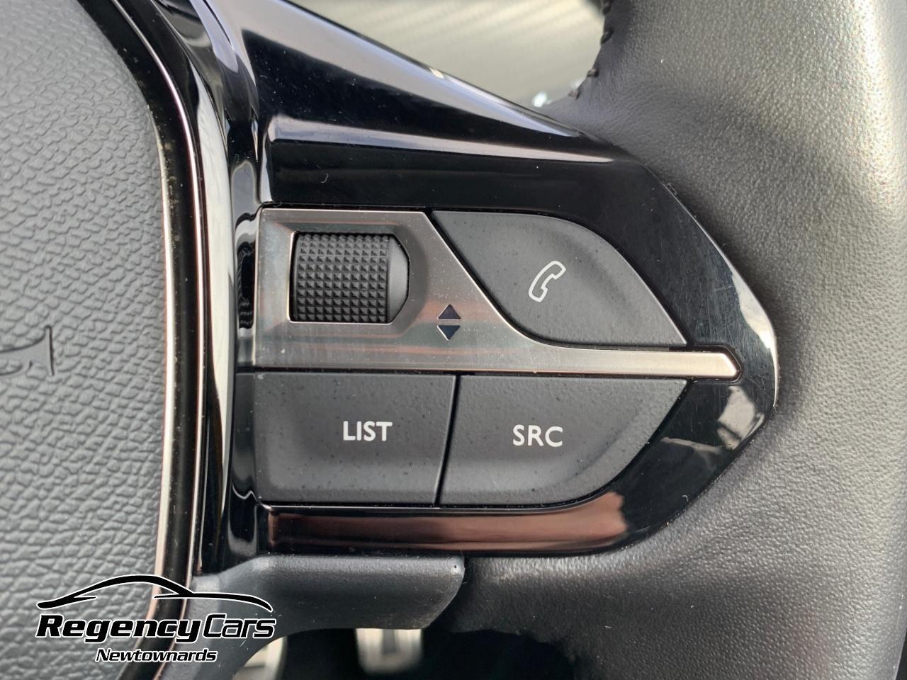 Peugeot 208 view 36