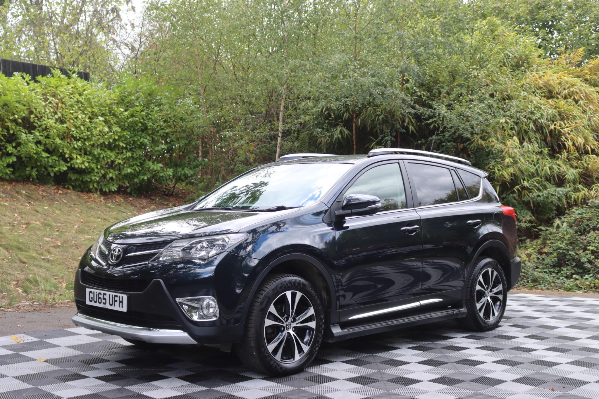 Toyota Rav4 view 26