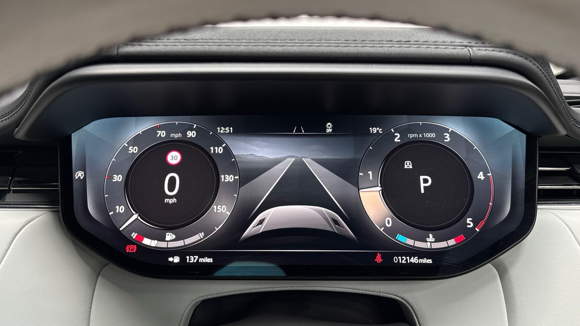 Land Rover Range Rover Sport view 16