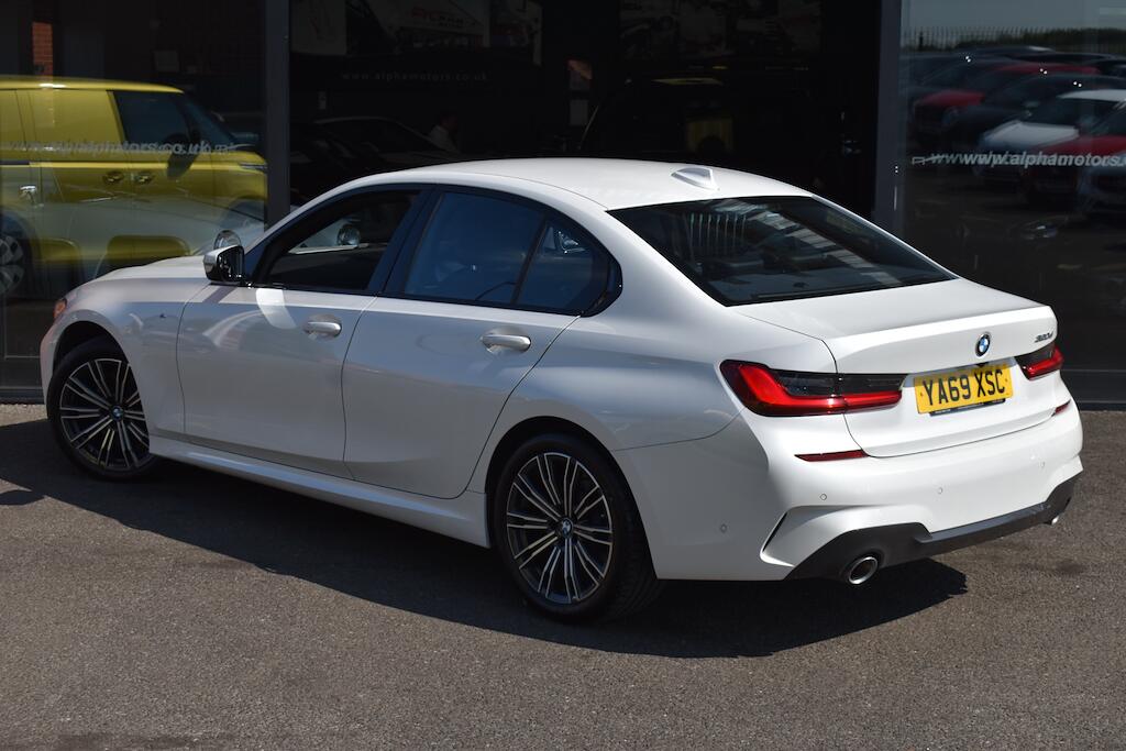 BMW 3 Series view 2