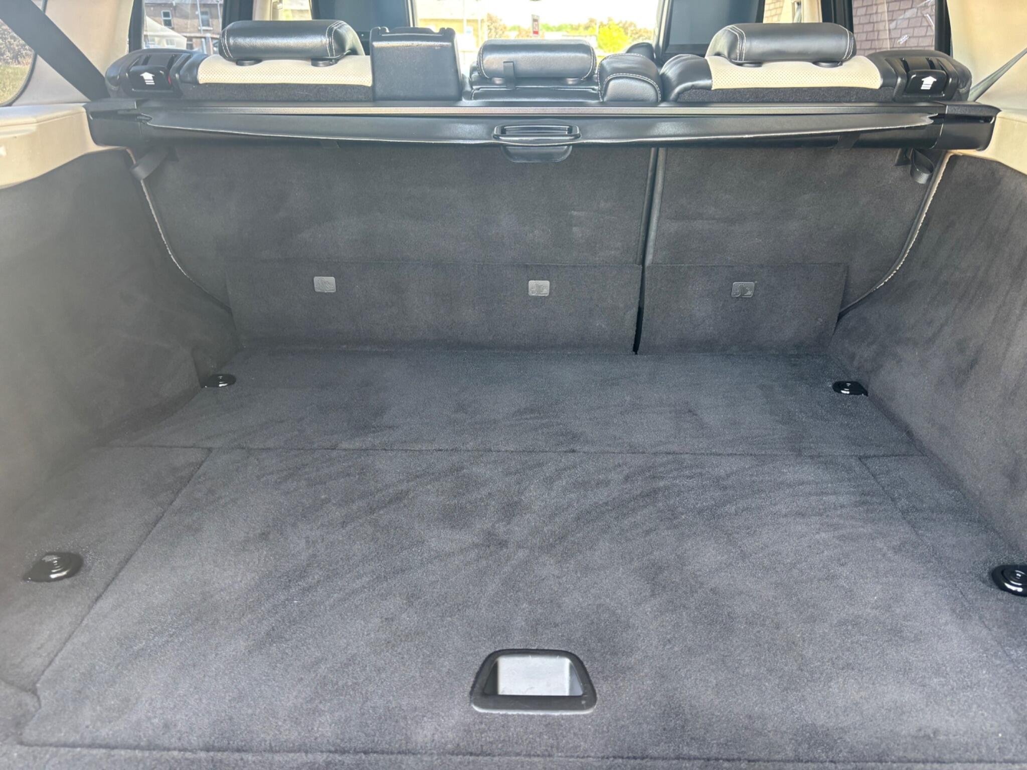 Land Rover Range Rover Sport view 34