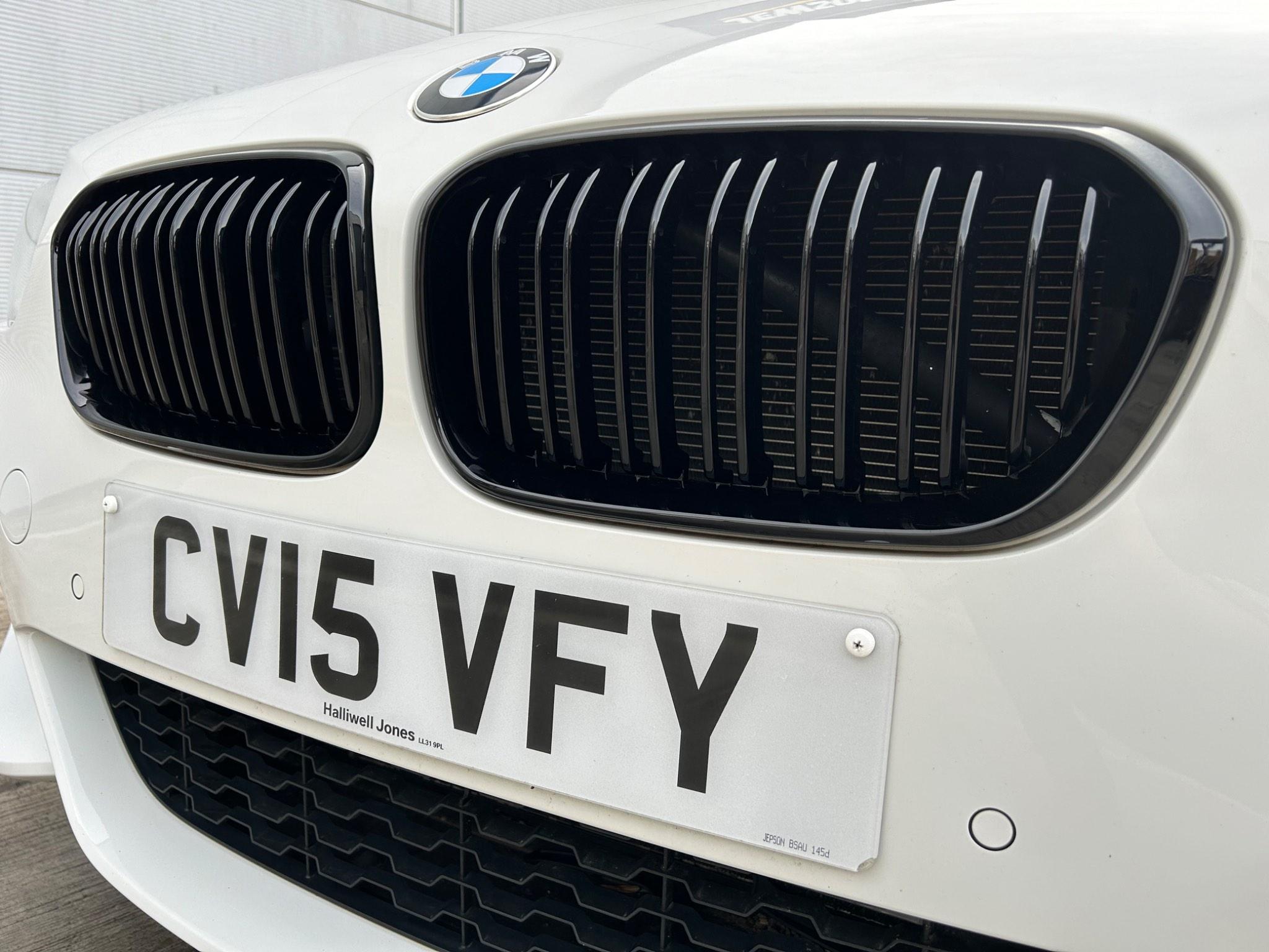 BMW 1 Series view 16
