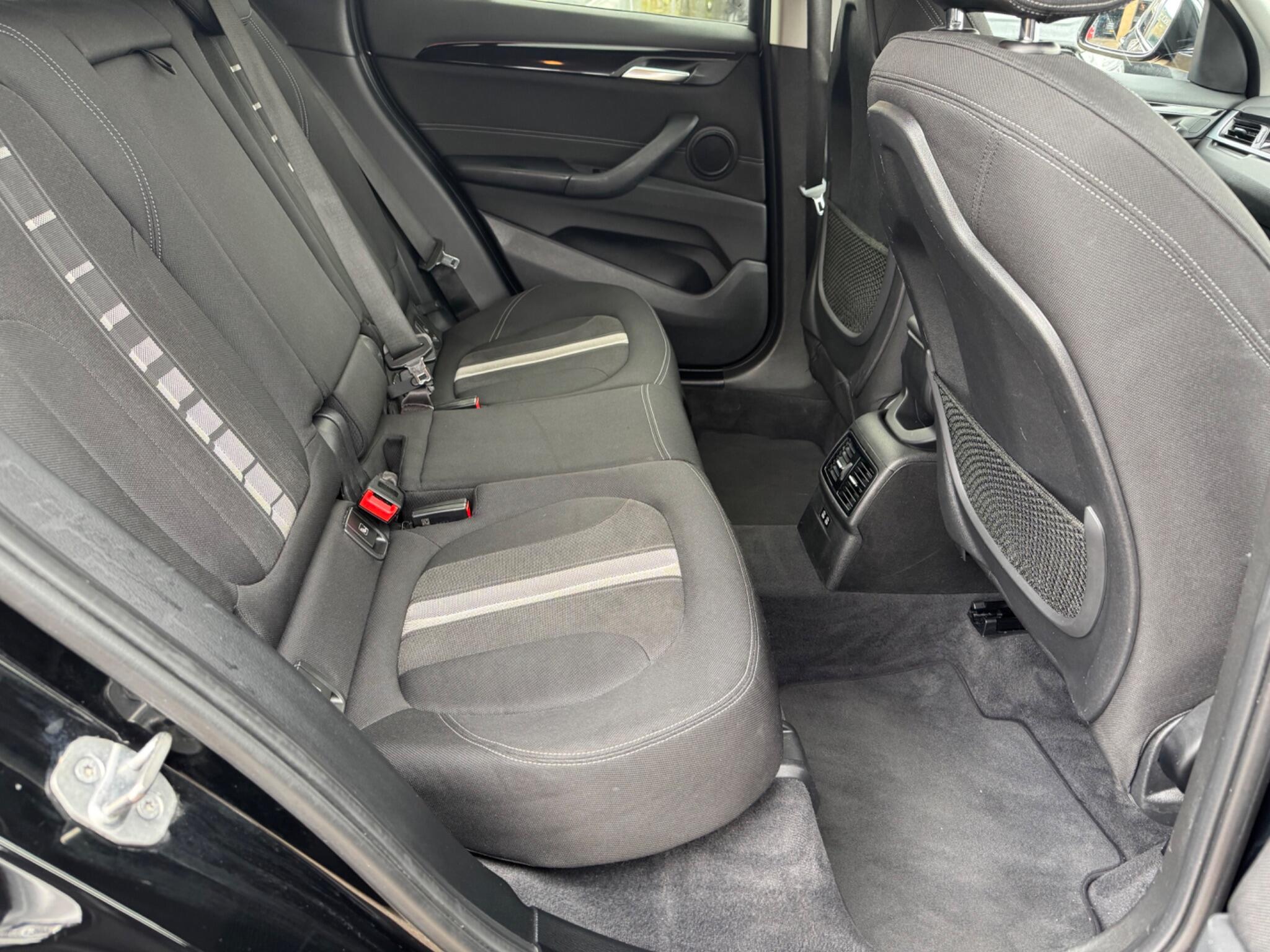 BMW X1 view 18