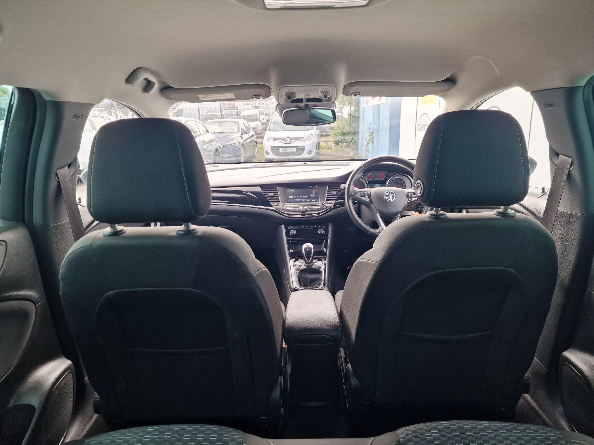 Vauxhall Astra view 33
