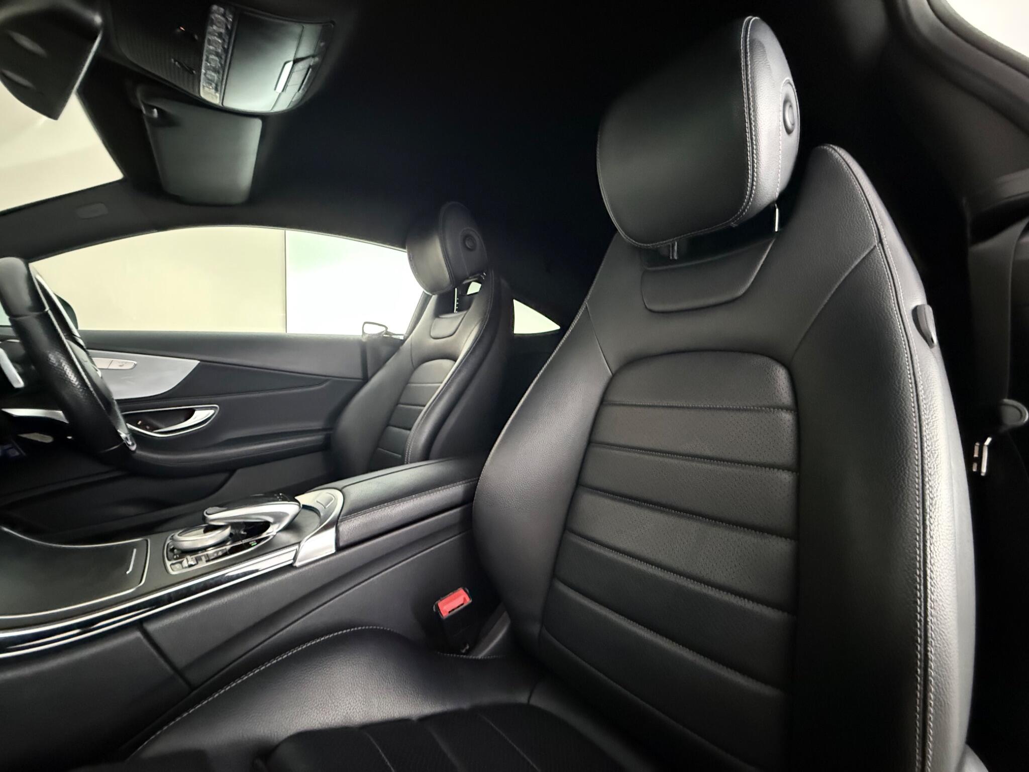 Mercedes-Benz C-Class view 30