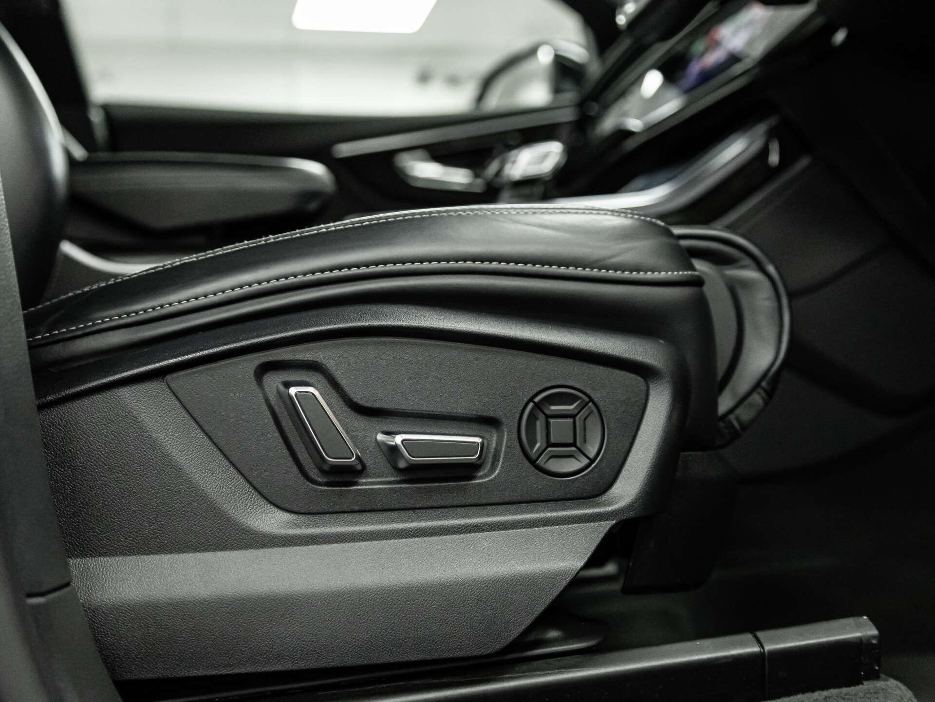 Audi SQ8 view 64
