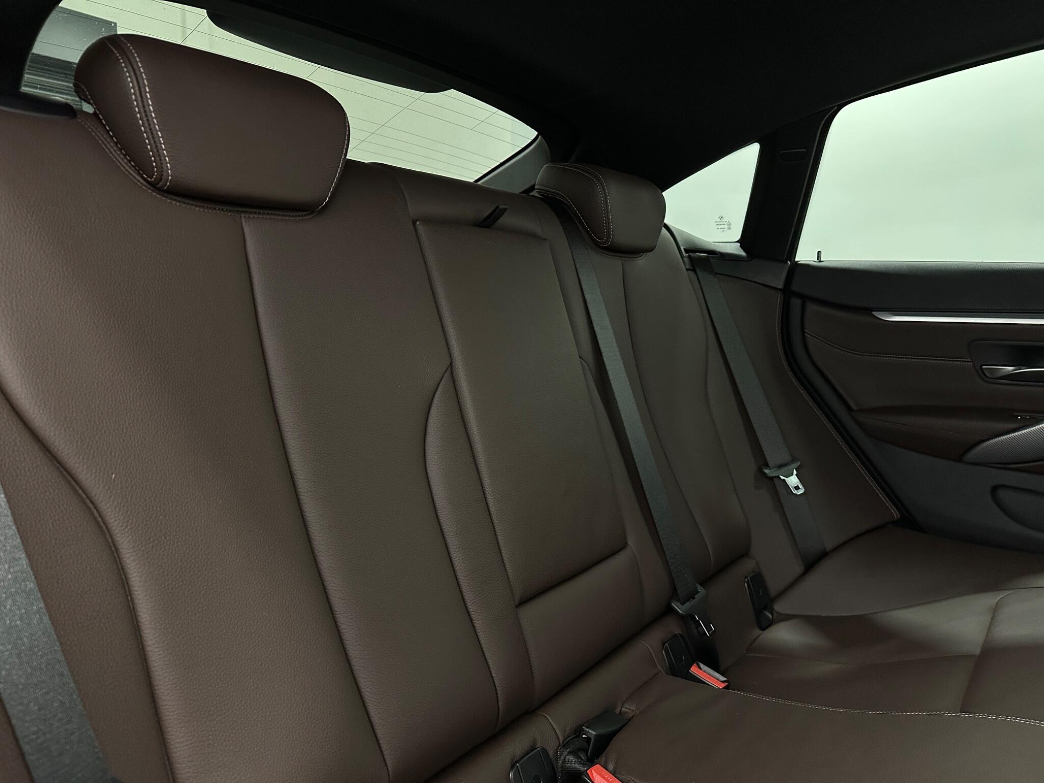 BMW 4 Series Gran Coupe view 43