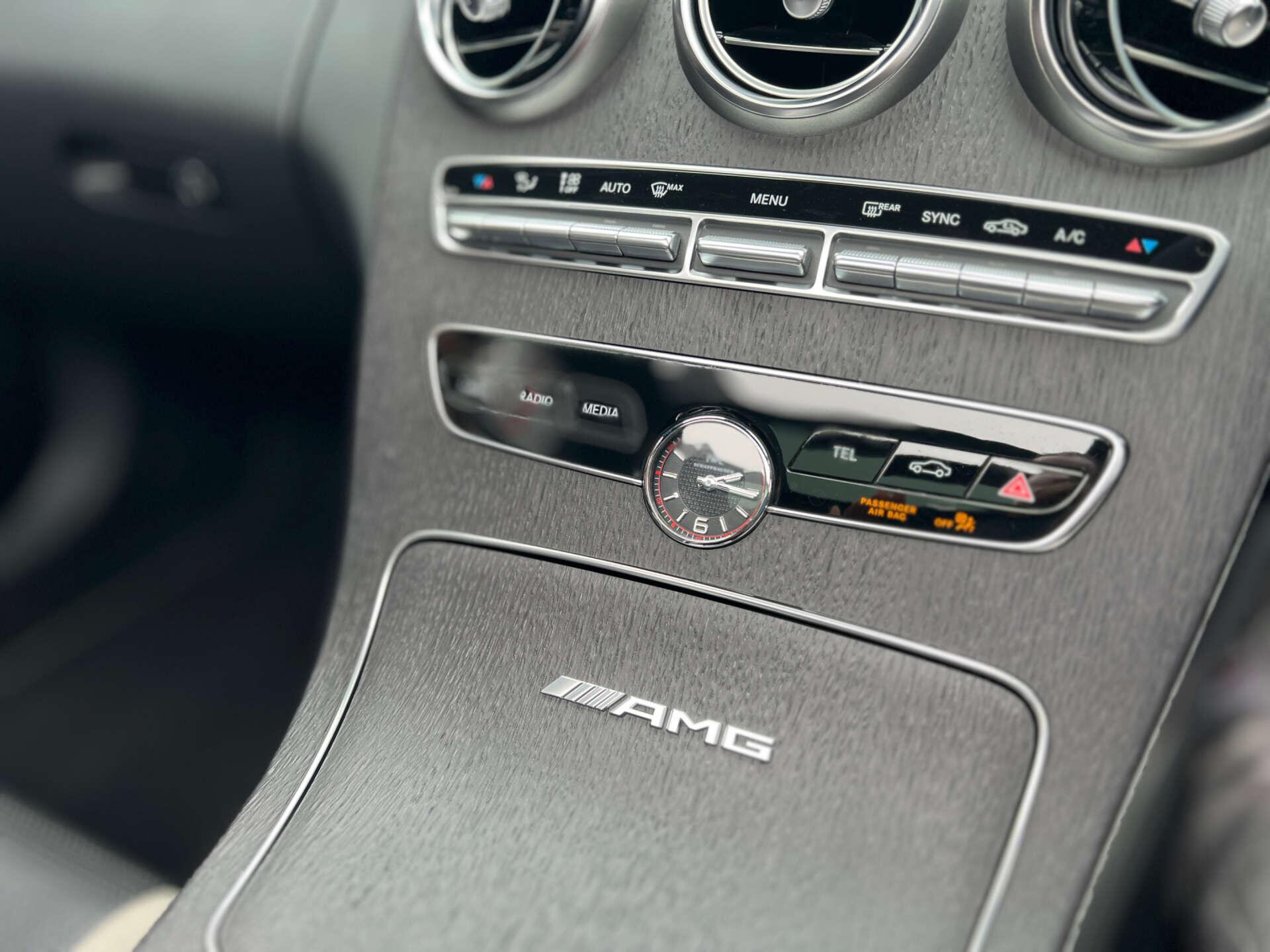 Mercedes-Benz C Class view 32